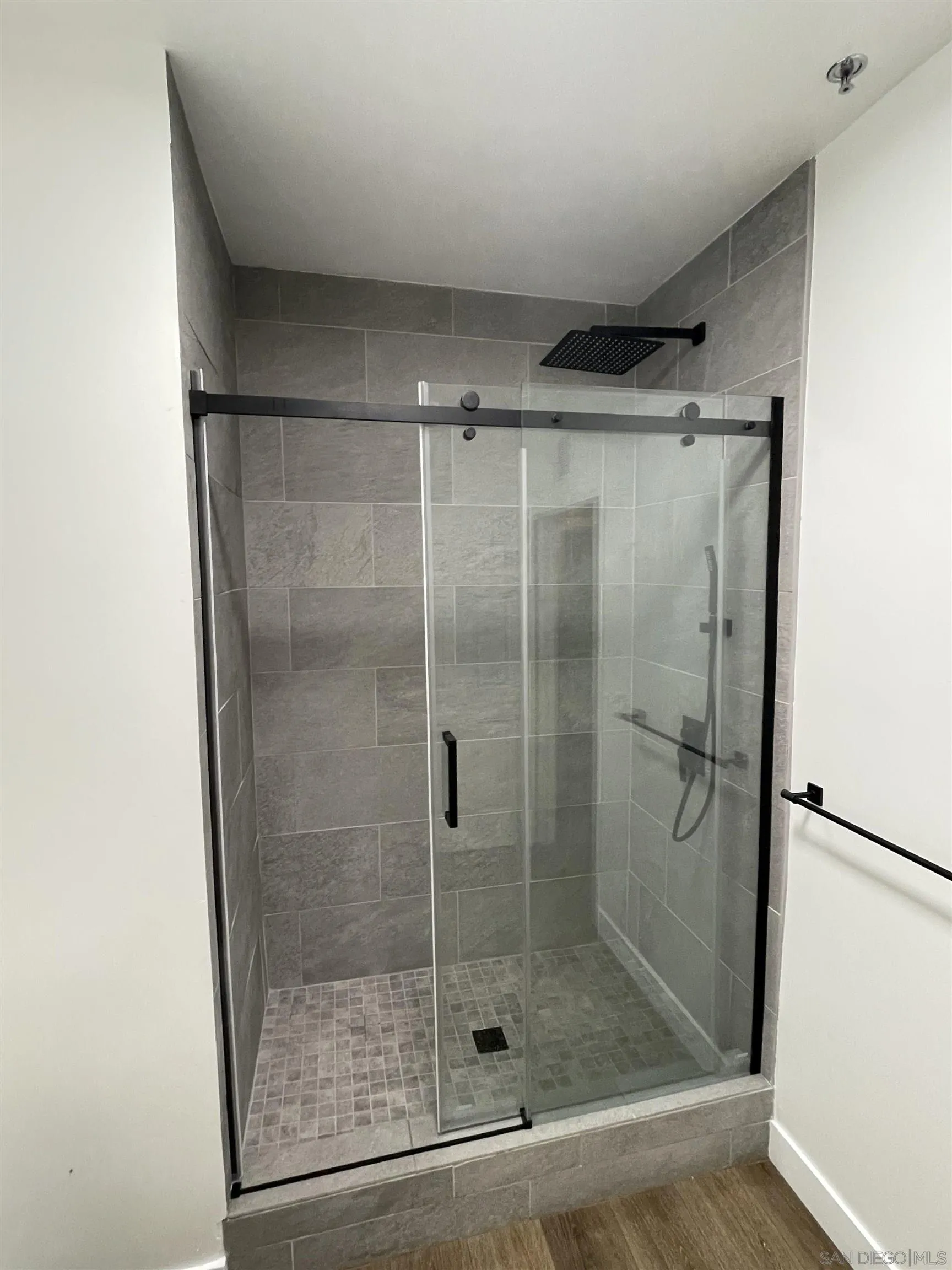 https://cdn.realtyfeed.com/cdn/127/260023264/8fa2c517dd2e072fed13c932d60e5537.webp