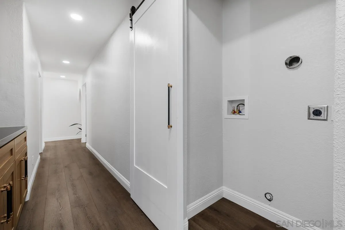 https://cdn.realtyfeed.com/cdn/127/260023265/920987d4379b39630aaa8bad8de9b6db.webp