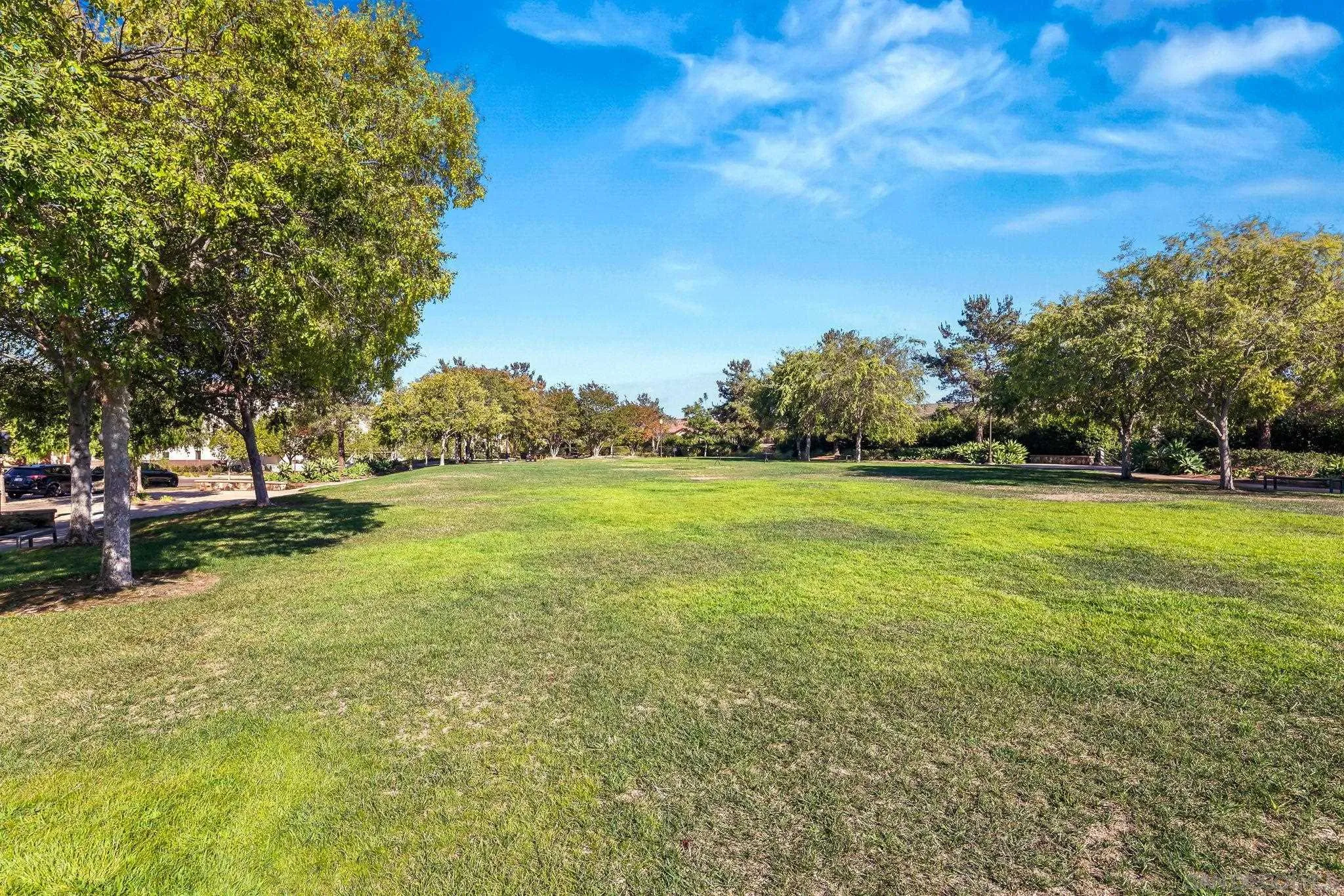https://cdn.realtyfeed.com/cdn/127/260023270/3269917ffdd024a6fb6af7c8bb1dd39c.webp