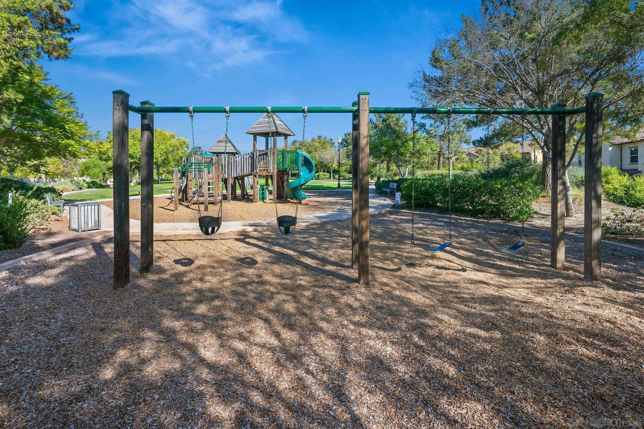 https://cdn.realtyfeed.com/cdn/127/260023270/3df7c90ef35d3735869fe327fd370dcb.webp