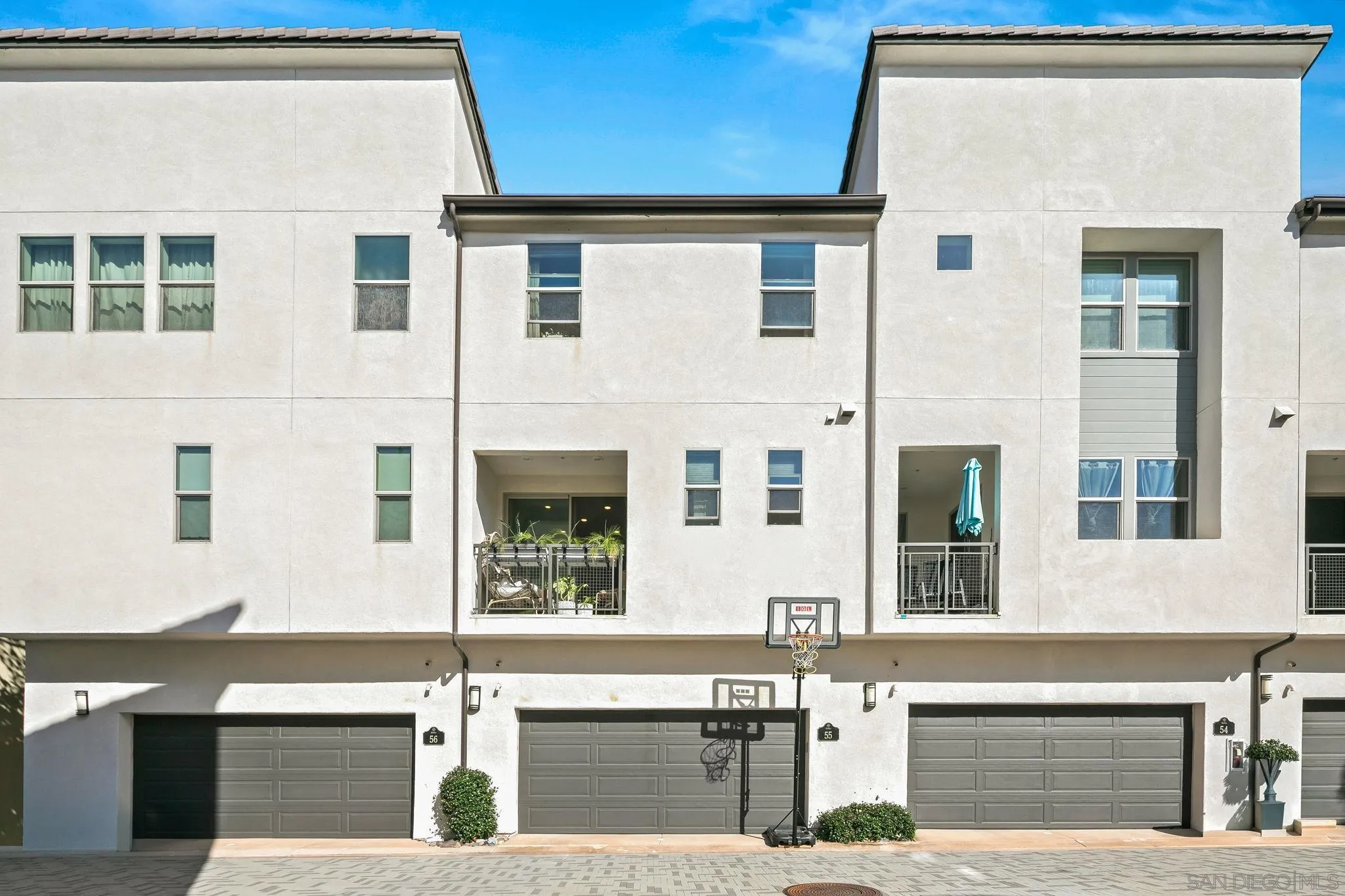 https://cdn.realtyfeed.com/cdn/127/260023270/65f91f108460e31a5b77553bf291a440.webp