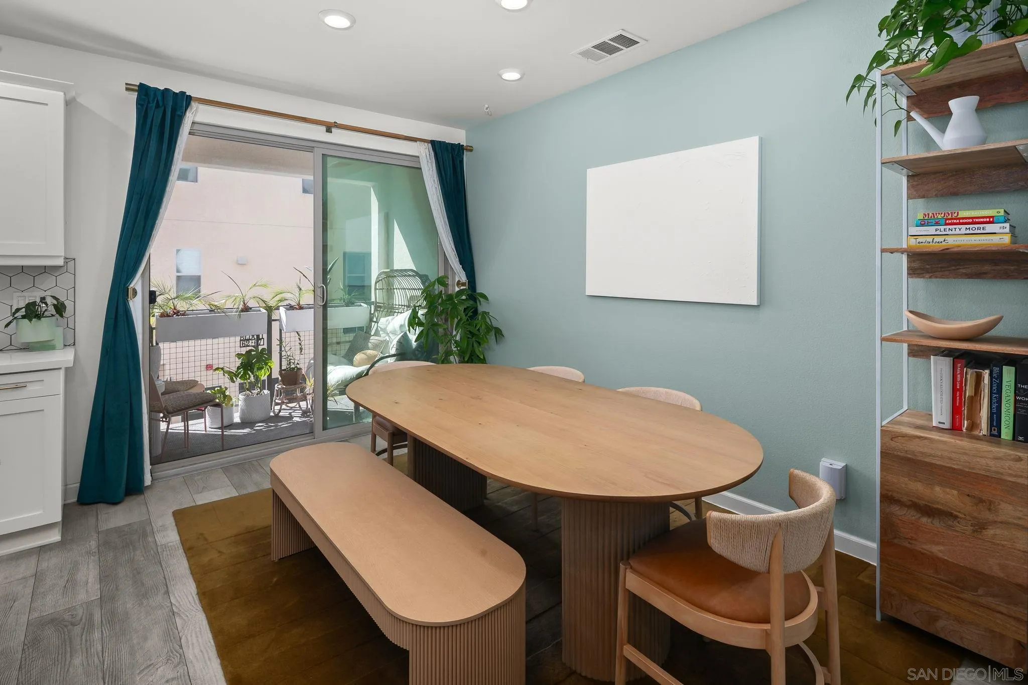 https://cdn.realtyfeed.com/cdn/127/260023270/a4aa91c0cfecb6a935509ab3b4240322.webp