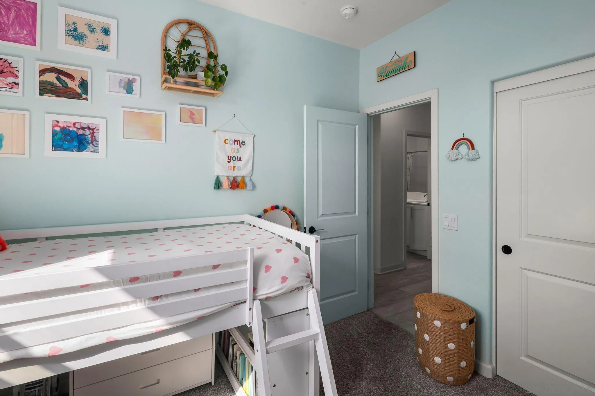 https://cdn.realtyfeed.com/cdn/127/260023270/a98476b7b671064a8770260e027c7f20.webp