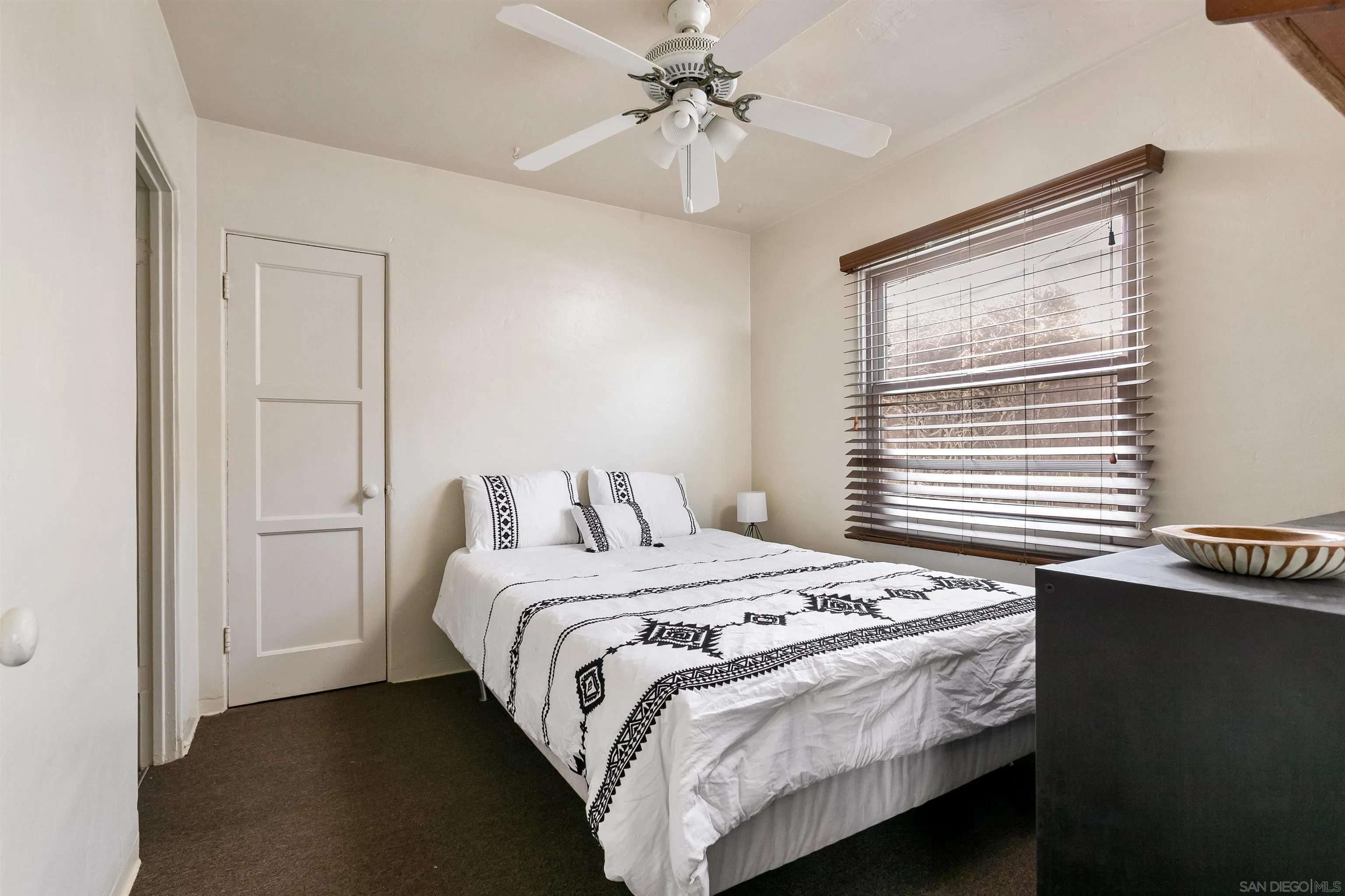 717-19 San Jose Pl, San Diego, CA 92109, photo 12