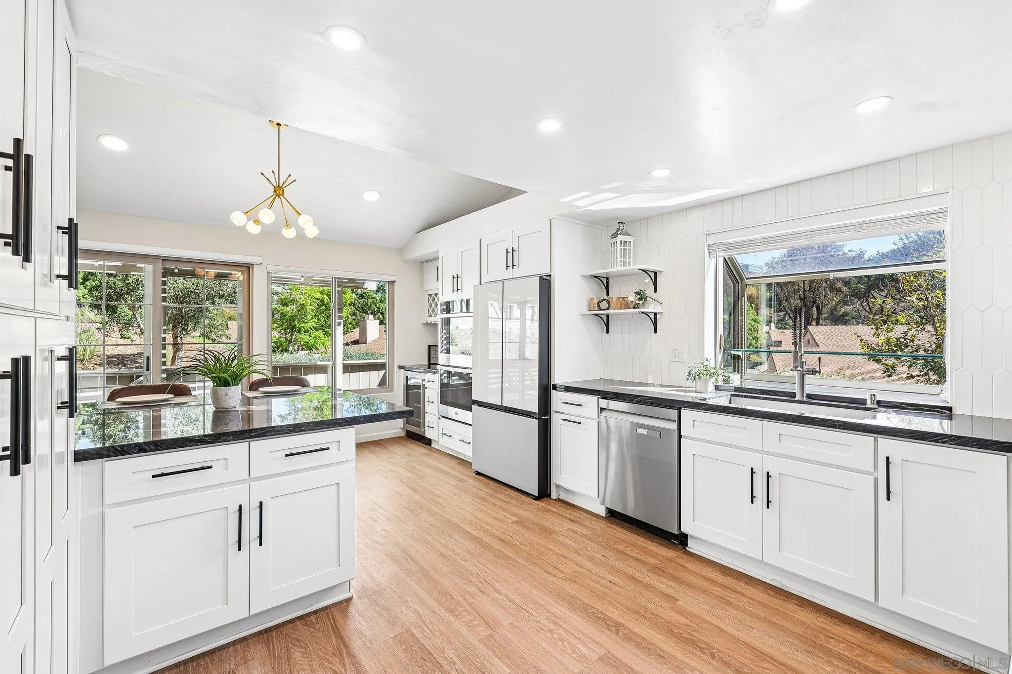https://cdn.realtyfeed.com/cdn/127/260023277/41249a88a50b4414b11c03efa8dcd500.webp