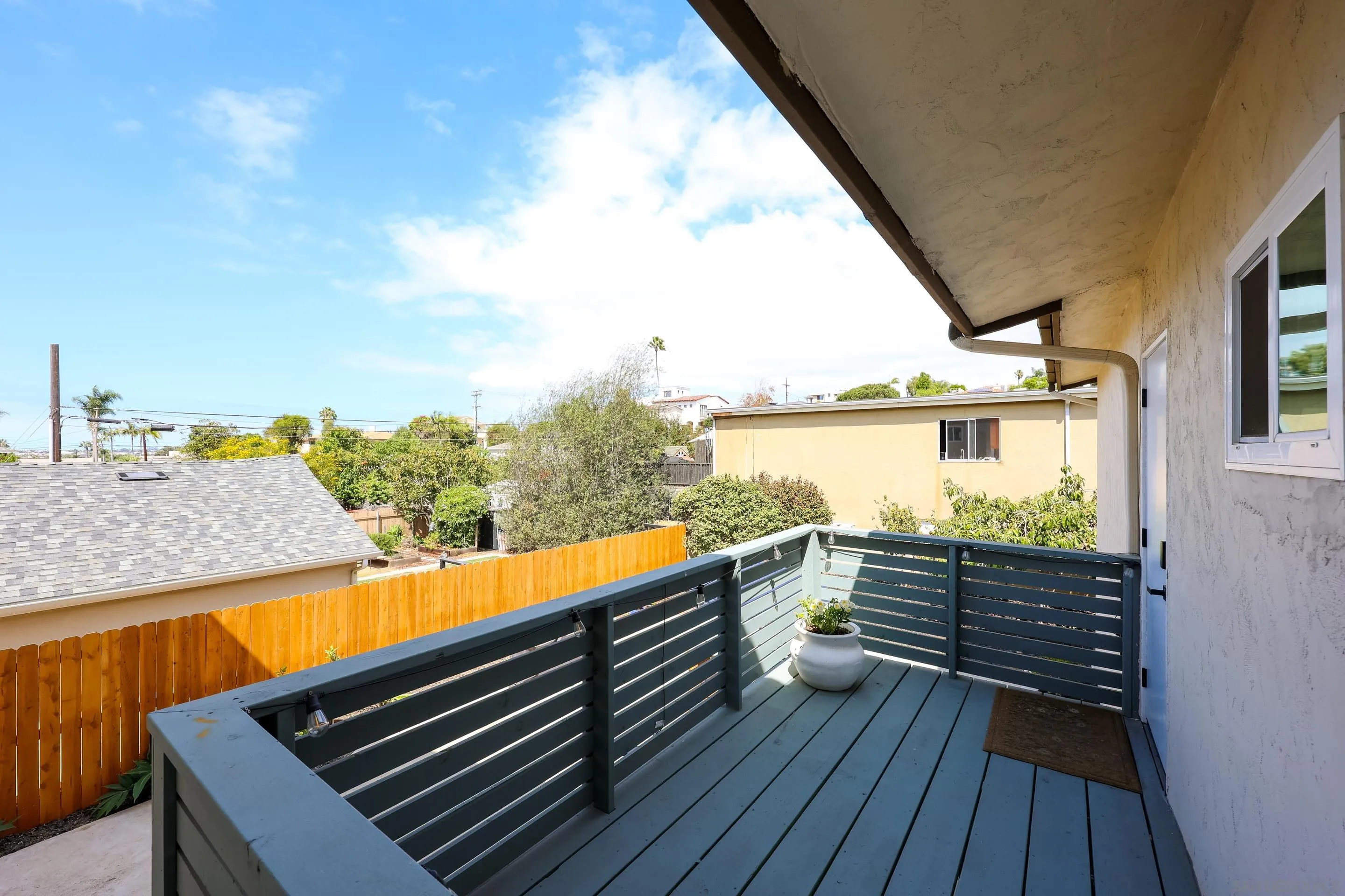 https://cdn.realtyfeed.com/cdn/127/260023278/06b30c1b63eb5a2fd90b04342f53b5c1.webp