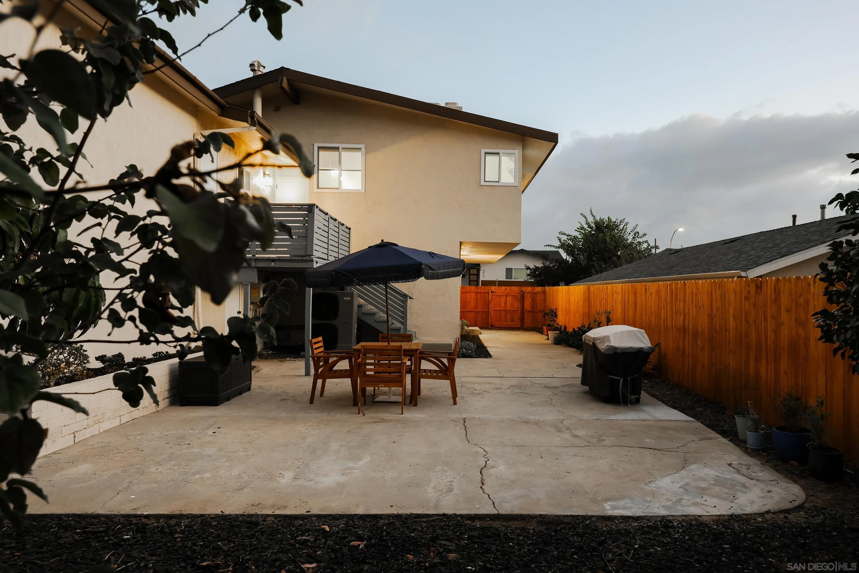 https://cdn.realtyfeed.com/cdn/127/260023278/22bcde1e876161a5759abe9f56237d8e.webp