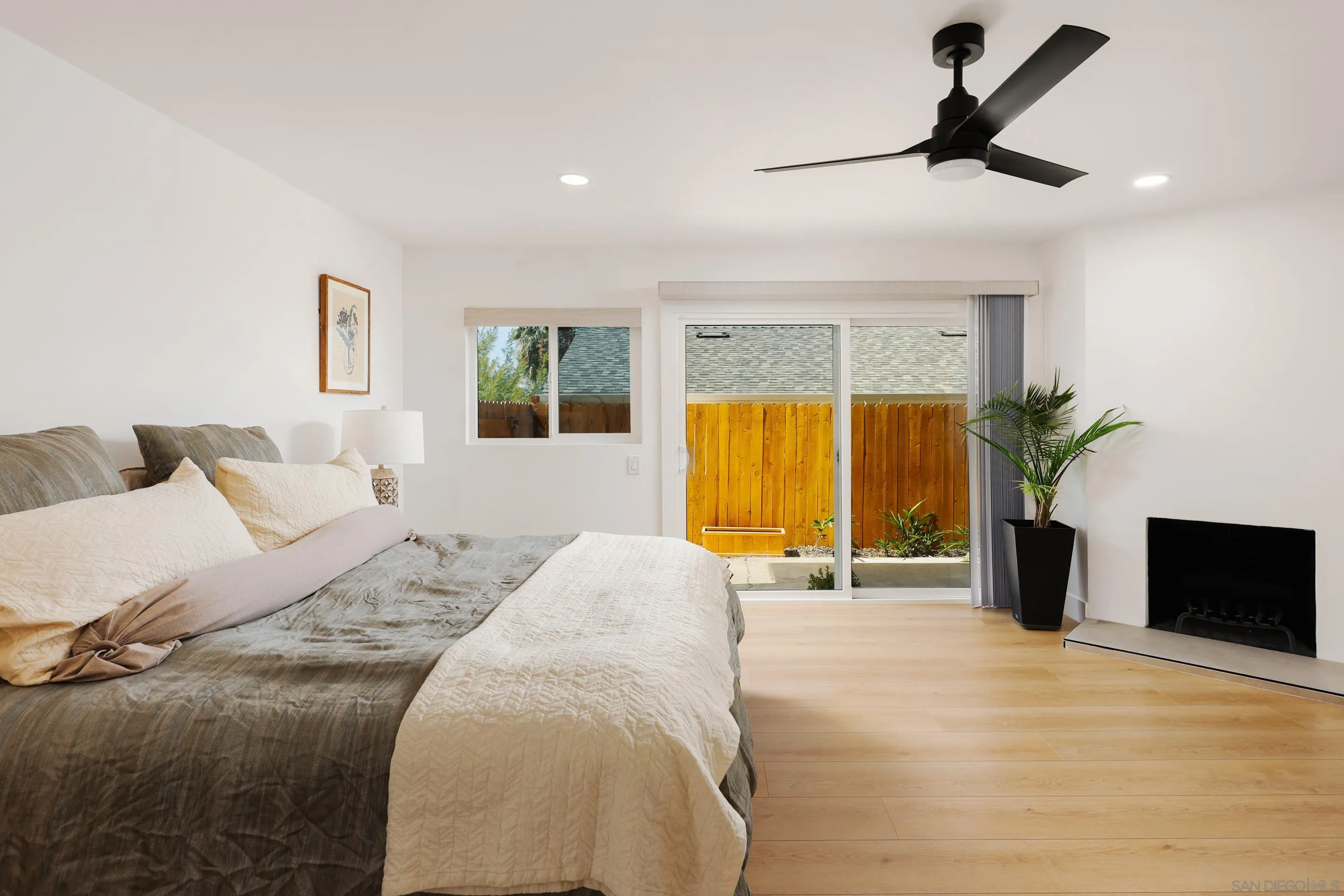 https://cdn.realtyfeed.com/cdn/127/260023278/363be86d7ffd3f39e068dfb305c3be11.webp