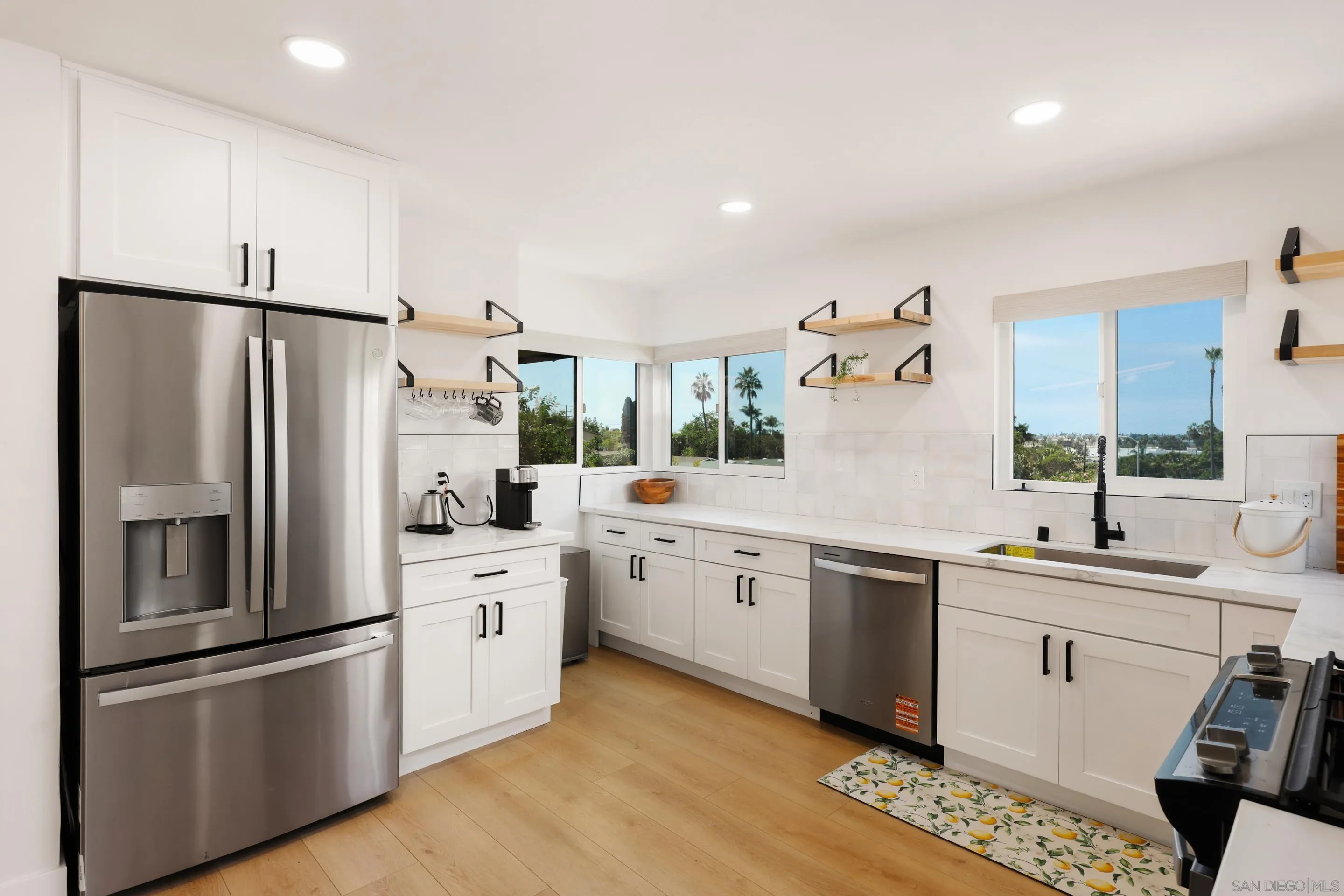 https://cdn.realtyfeed.com/cdn/127/260023278/cd90dd97263cf94a3f3431338cfaab6c.webp