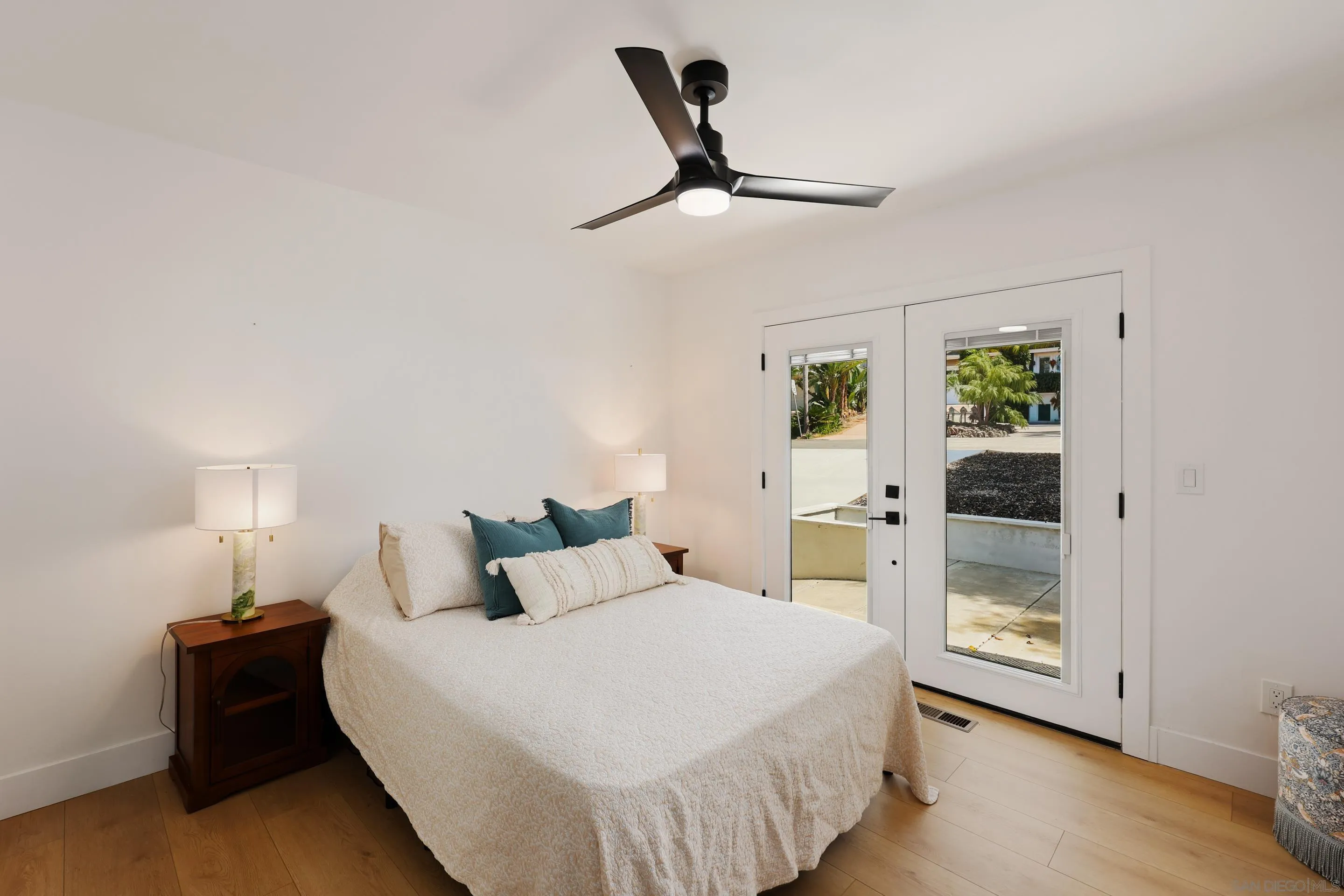 https://cdn.realtyfeed.com/cdn/127/260023278/da3fdcaaa90e0c1ebd66cd46519d4fb2.webp