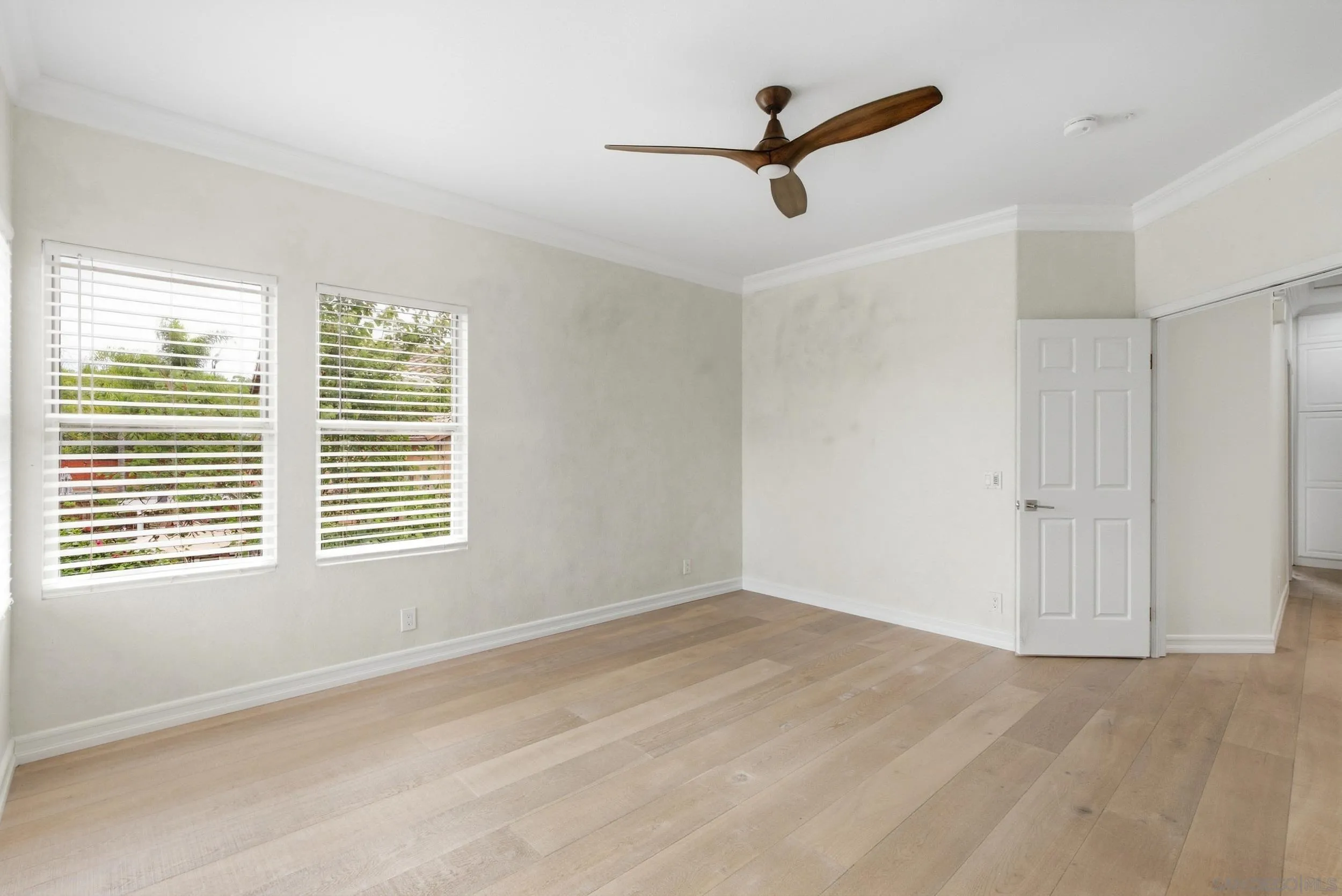 https://cdn.realtyfeed.com/cdn/127/260023282/24fb1e51b2c56794e0baefdf655ab885.webp