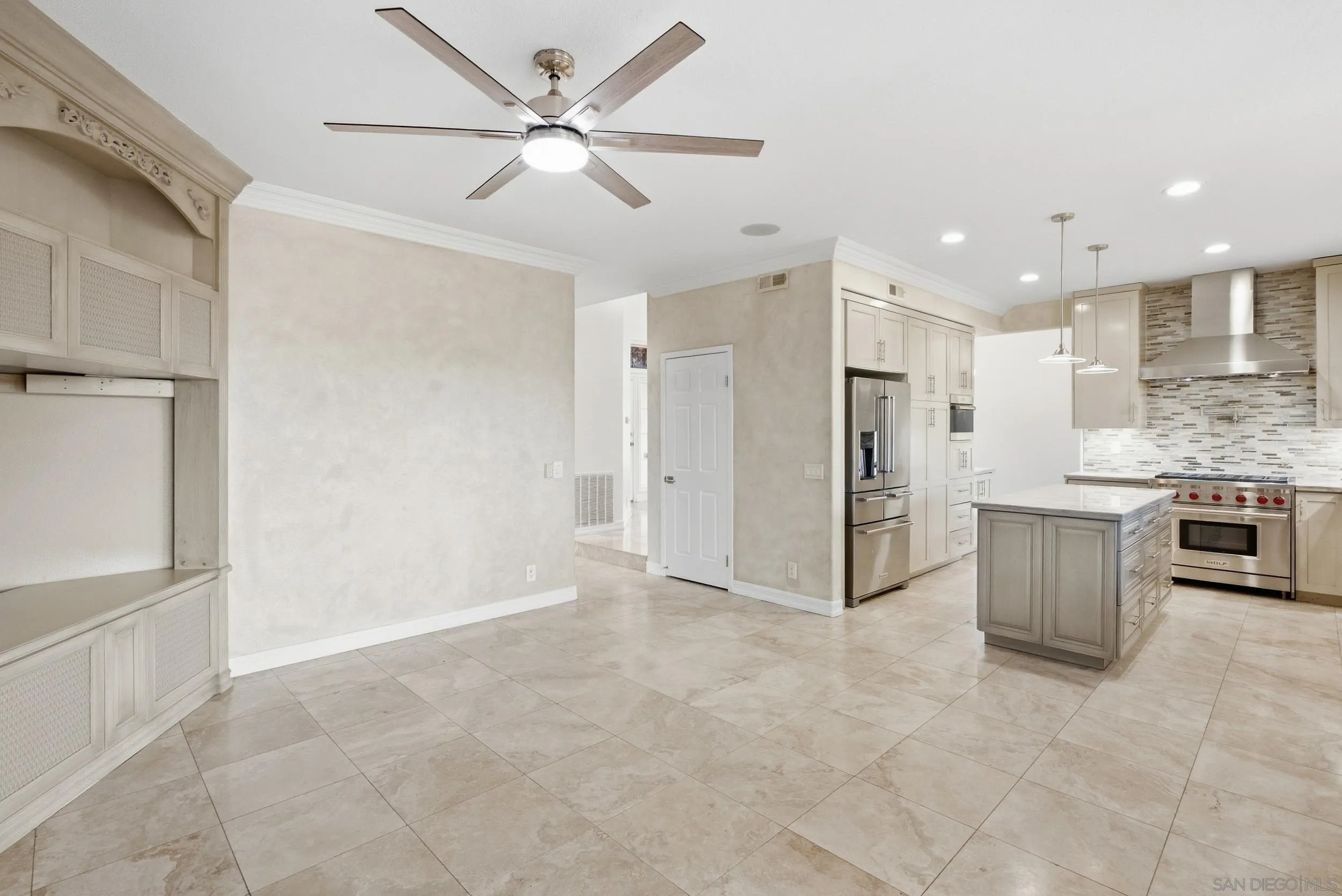 https://cdn.realtyfeed.com/cdn/127/260023282/424a9cb083faa633051e11c32e8e0518.webp