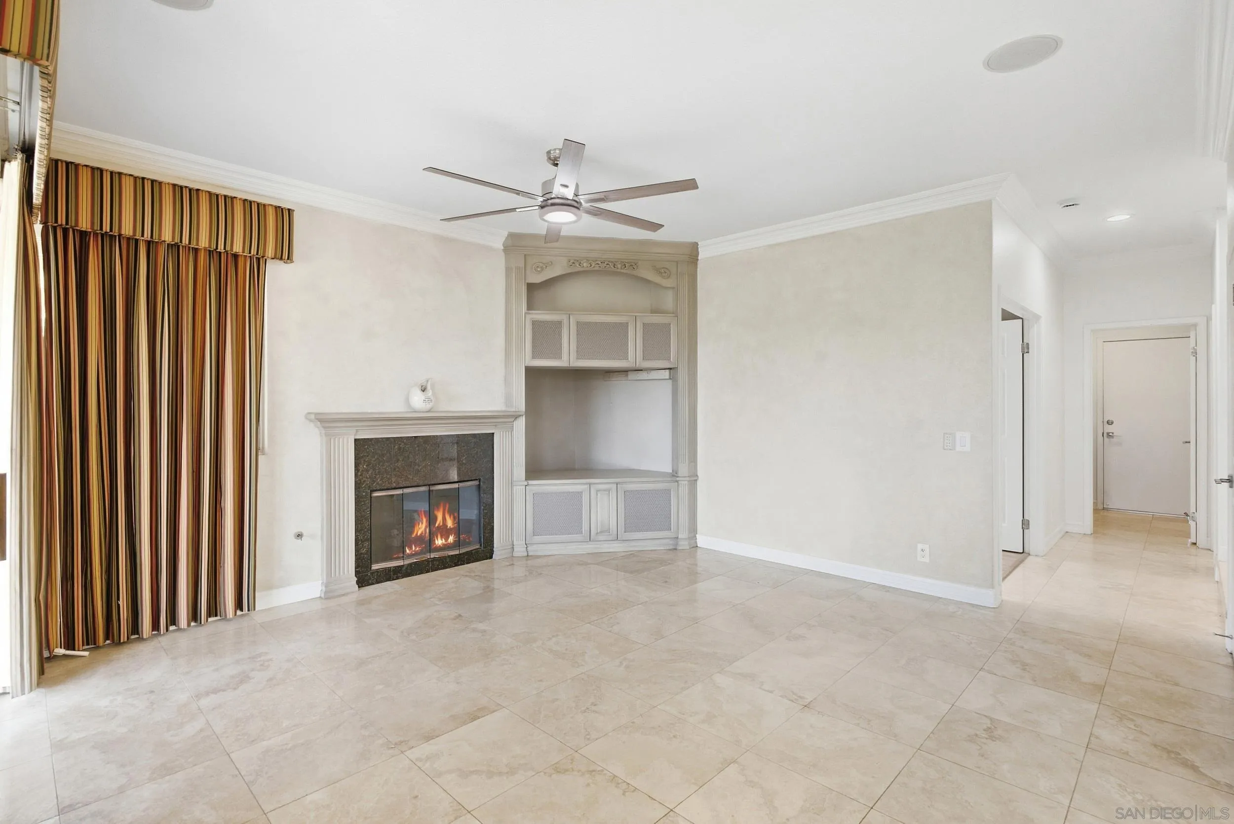https://cdn.realtyfeed.com/cdn/127/260023282/bb8715b8c5d7c522ded730394b24d68a.webp