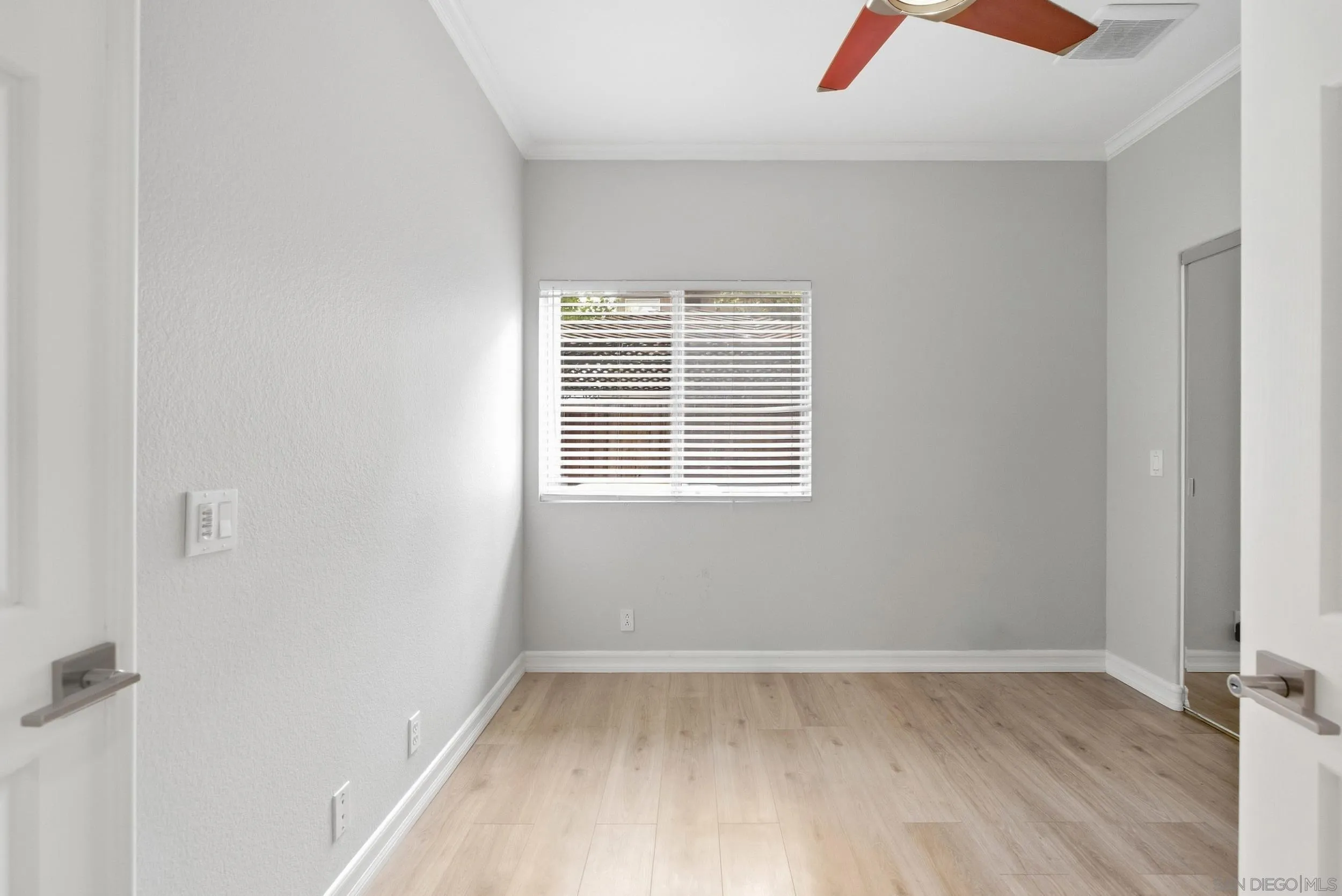 https://cdn.realtyfeed.com/cdn/127/260023282/f0e008da302298a44120c71e9ff32194.webp