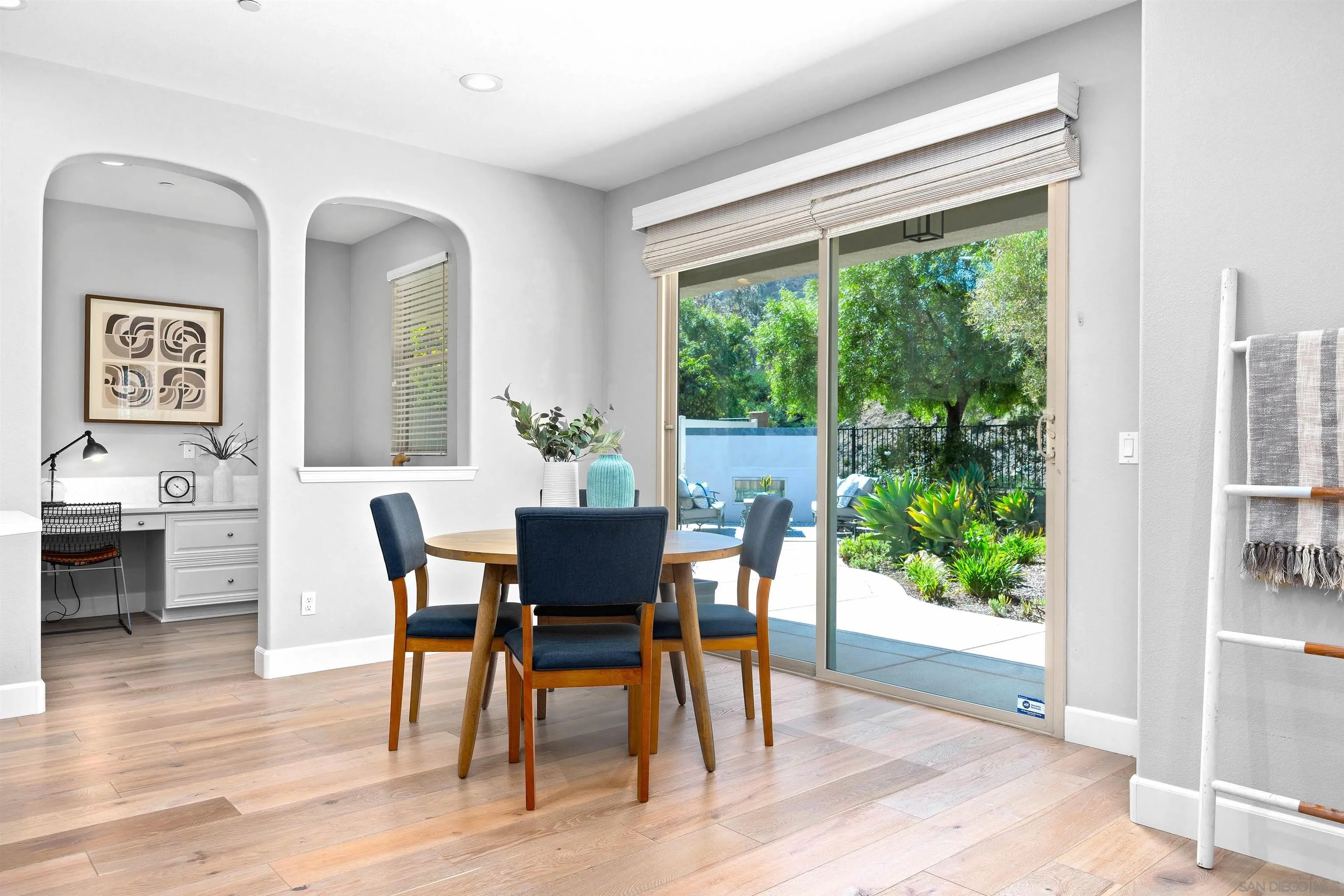 https://cdn.realtyfeed.com/cdn/127/260023285/99ab89bcea705d4e6e95a266eb70c58a.webp