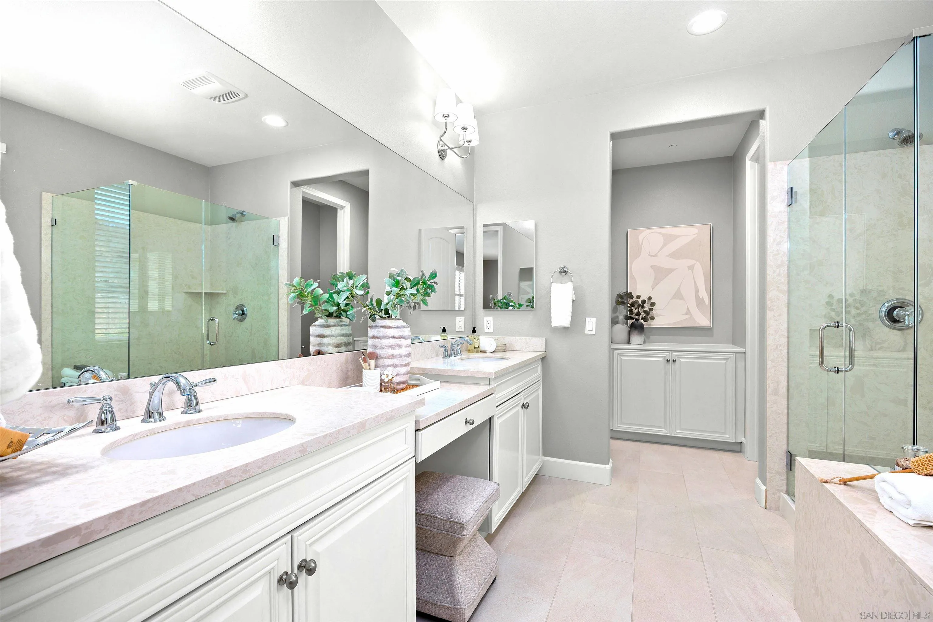 https://cdn.realtyfeed.com/cdn/127/260023285/bebe5749d75024464849eaf30e43e464.webp