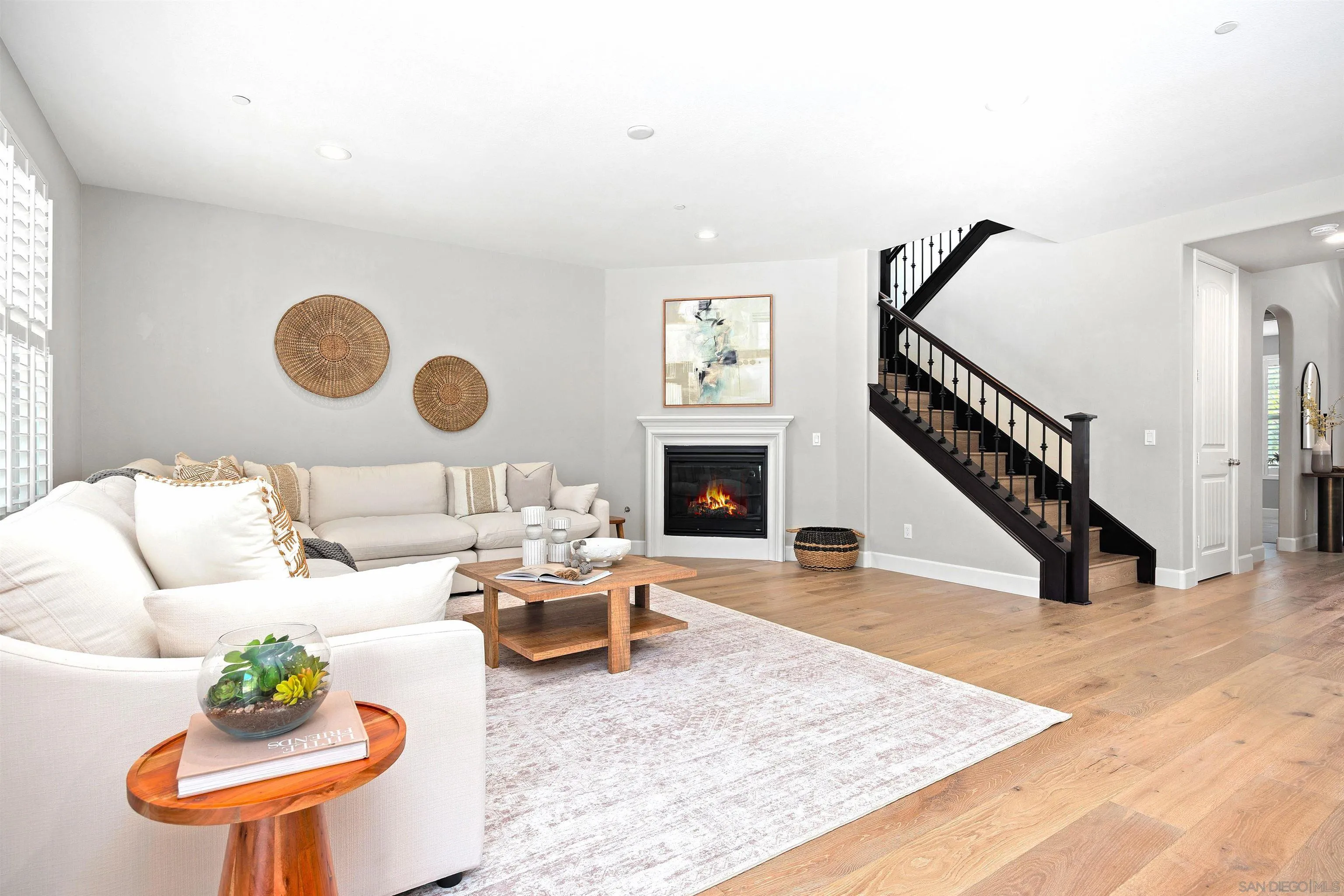 https://cdn.realtyfeed.com/cdn/127/260023285/cc193a90b170628d04e8e7812478b11f.webp
