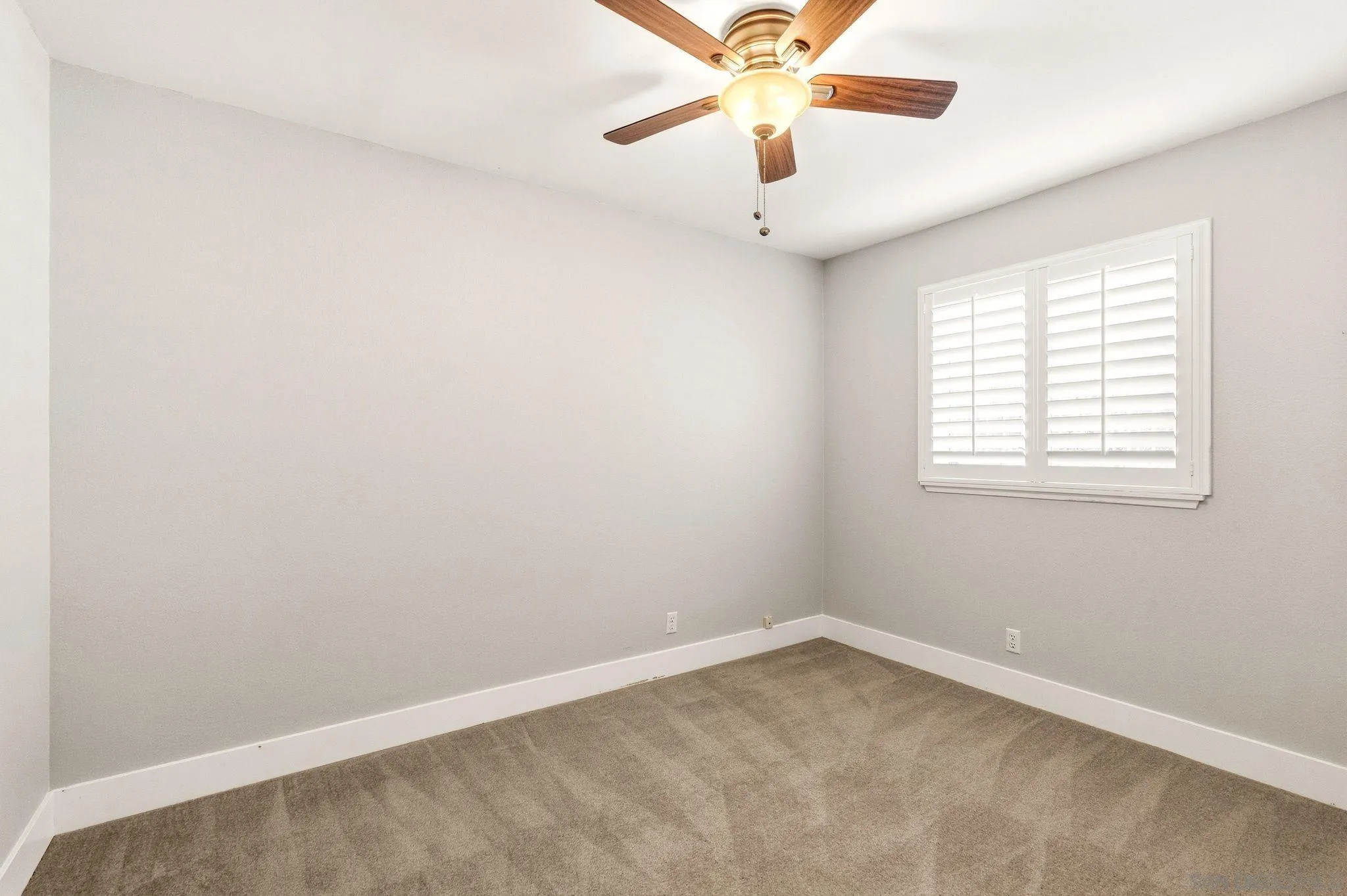 https://cdn.realtyfeed.com/cdn/127/260023287/7d2d92983280bc9522b42449a74b490c.webp