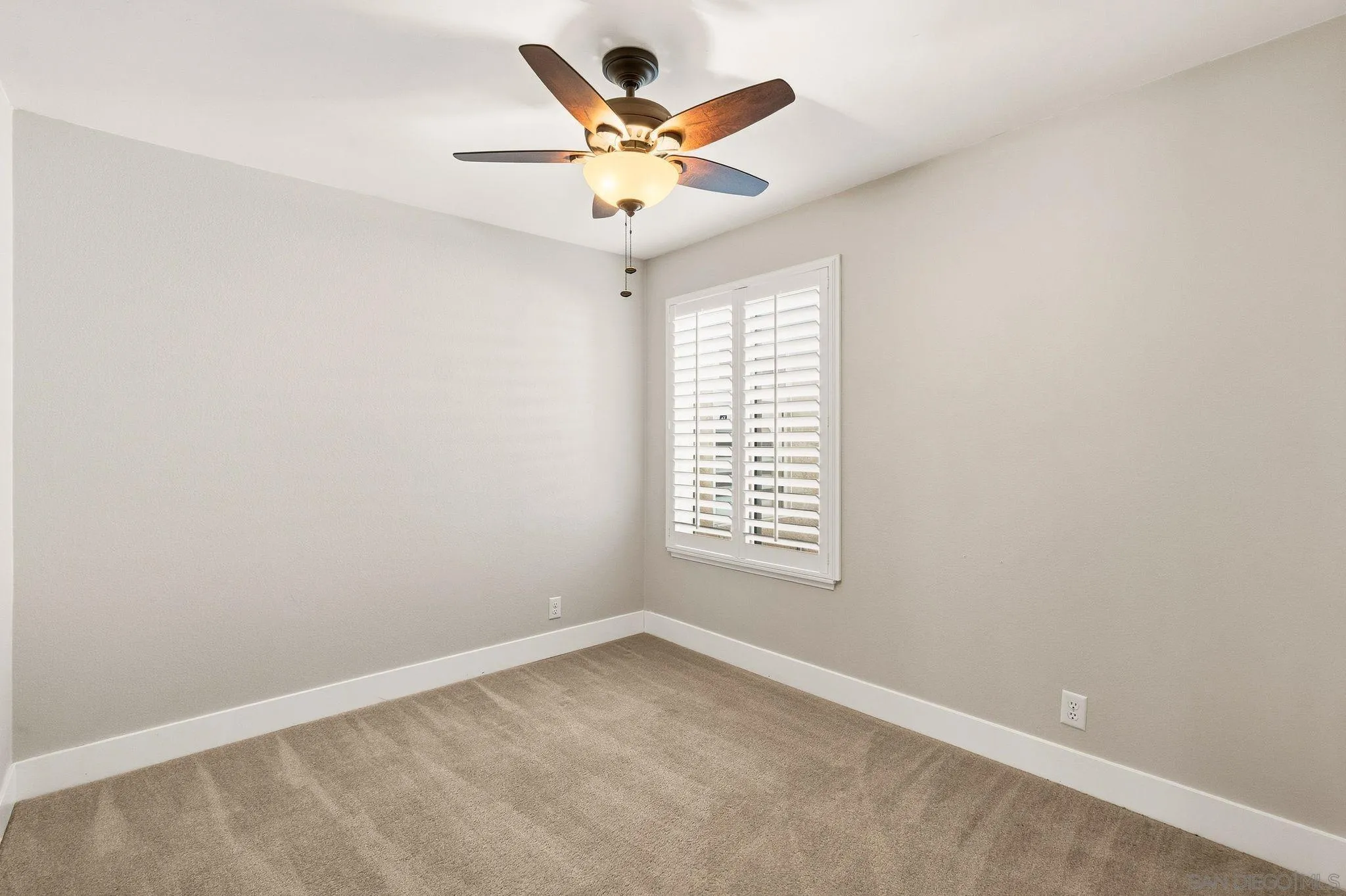 https://cdn.realtyfeed.com/cdn/127/260023287/9bc7c76f46a052d3b4aac8c8598cc44b.webp