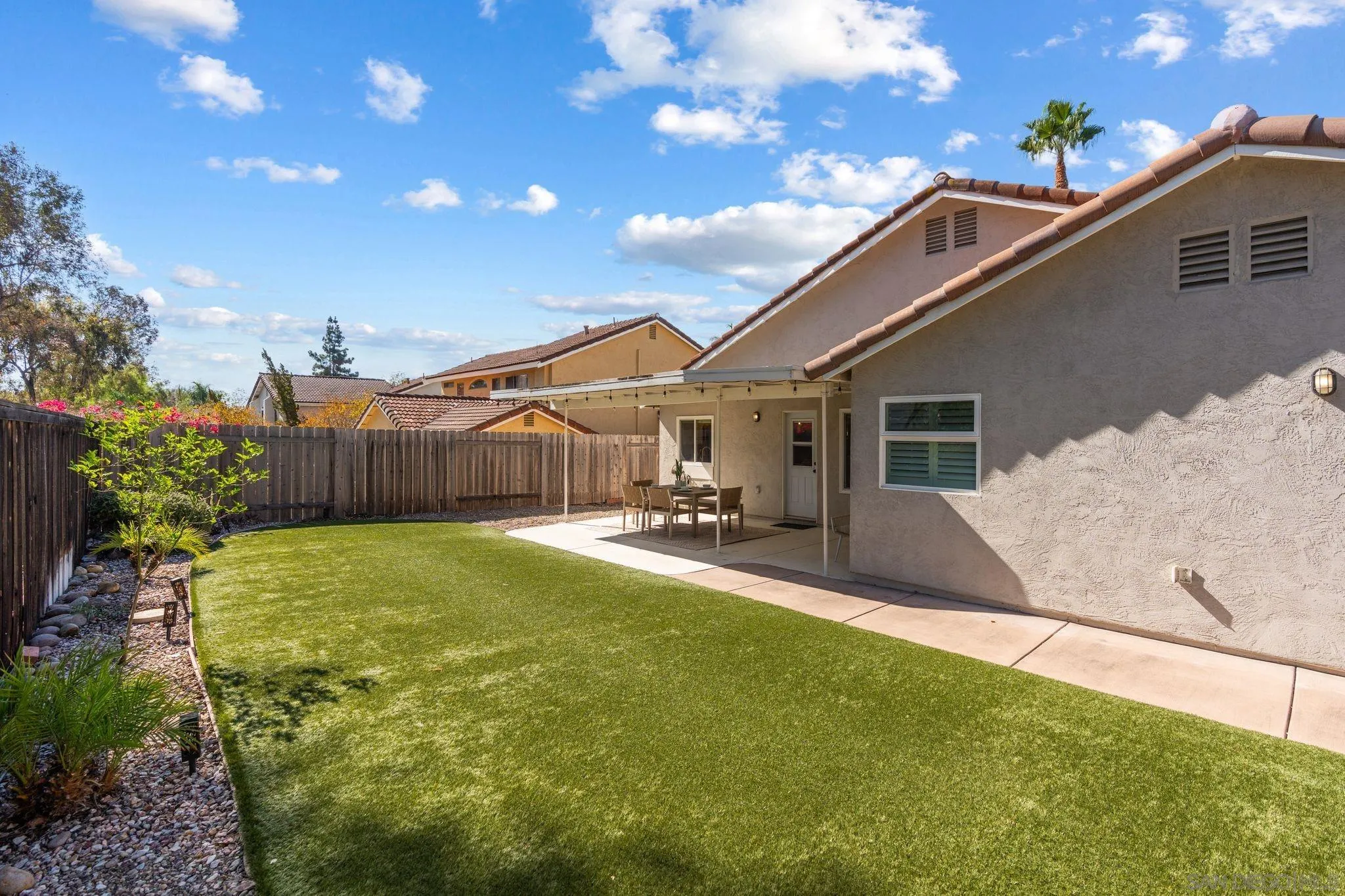 https://cdn.realtyfeed.com/cdn/127/260023287/af200e98804ee4cfa47e560773b256e2.webp