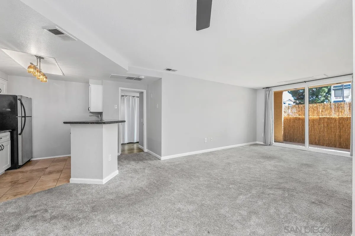 https://cdn.realtyfeed.com/cdn/127/260023288/29652cbcb0c59671747a95e1965669bf.webp