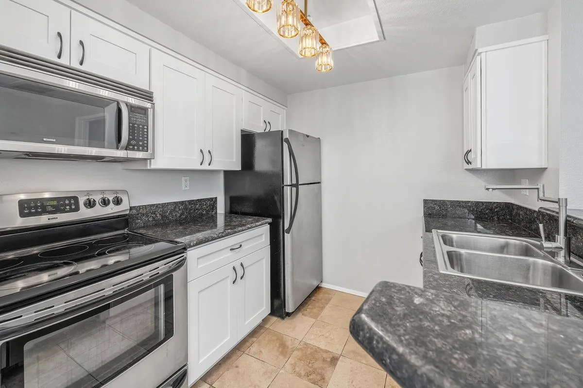 https://cdn.realtyfeed.com/cdn/127/260023288/345b1f7be2b9fc9fa23cab729f567507.webp