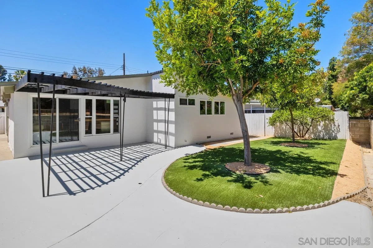 5556 Baja Dr., Sa Diego, CA 92115 - Photo 5 of 11, Sa Diego, CA