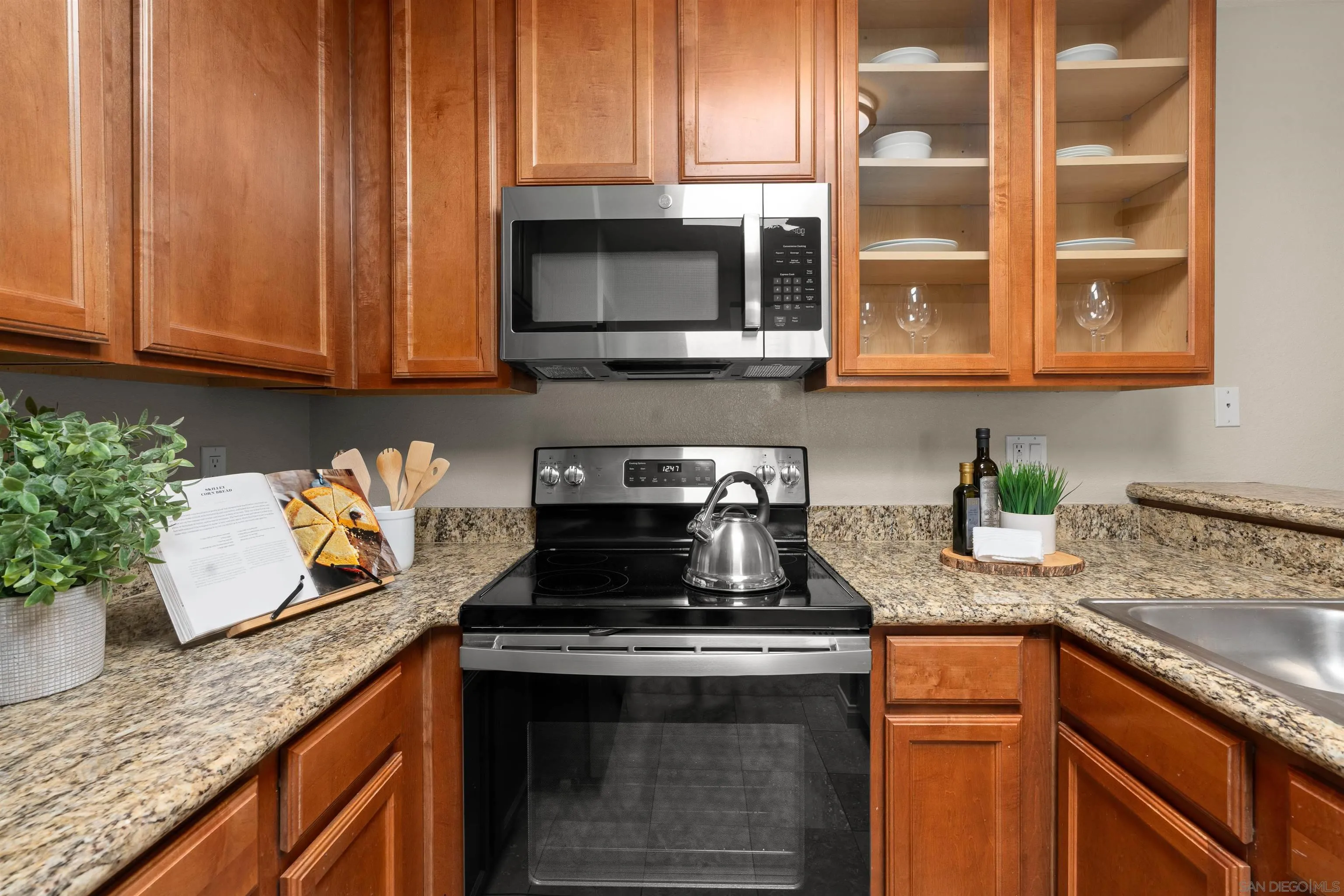 https://cdn.realtyfeed.com/cdn/127/260023291/048d82502990378cf09ff87425d6192e.webp