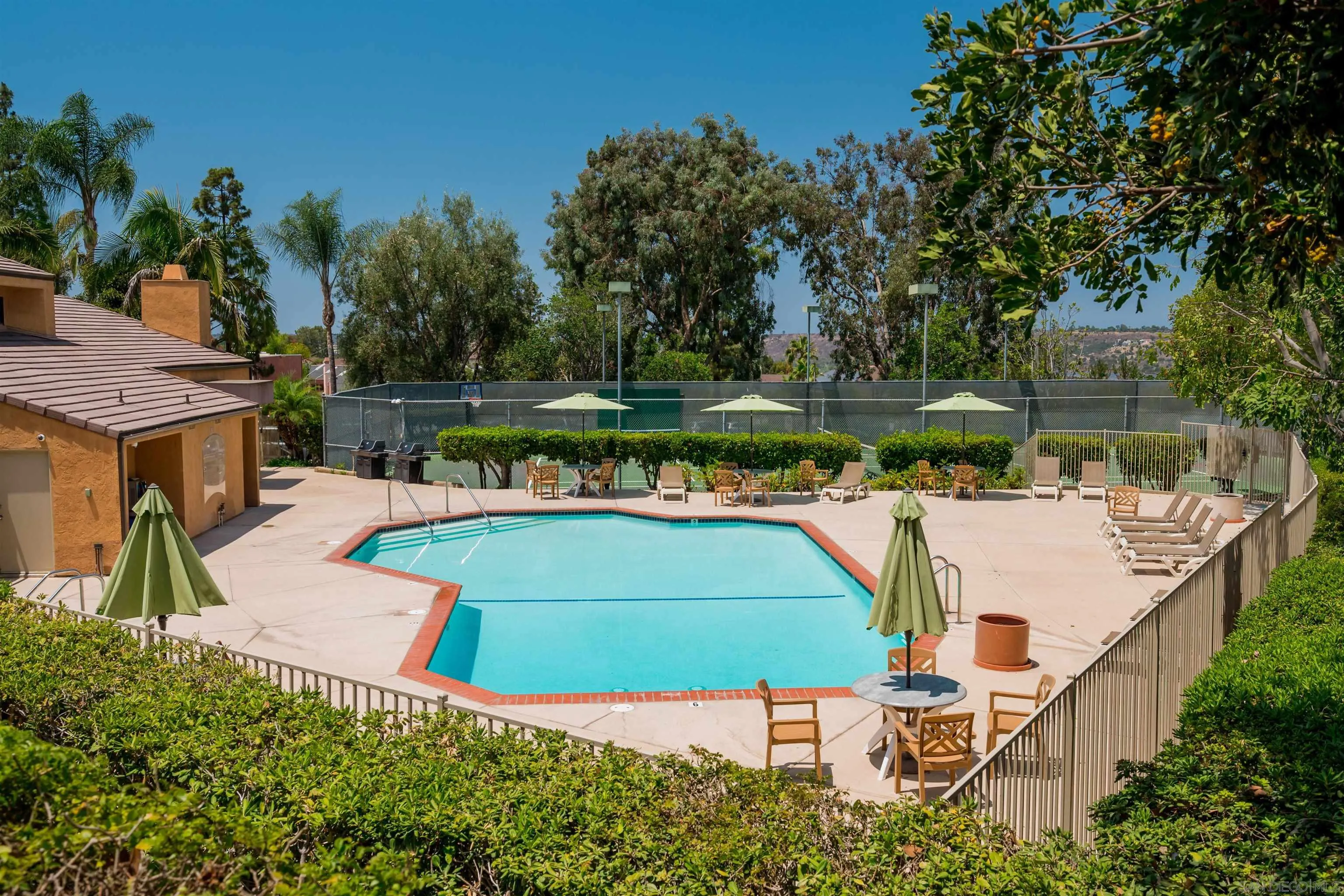 https://cdn.realtyfeed.com/cdn/127/260023291/0b7762527bd6ada70f5e01089dd9f801.webp