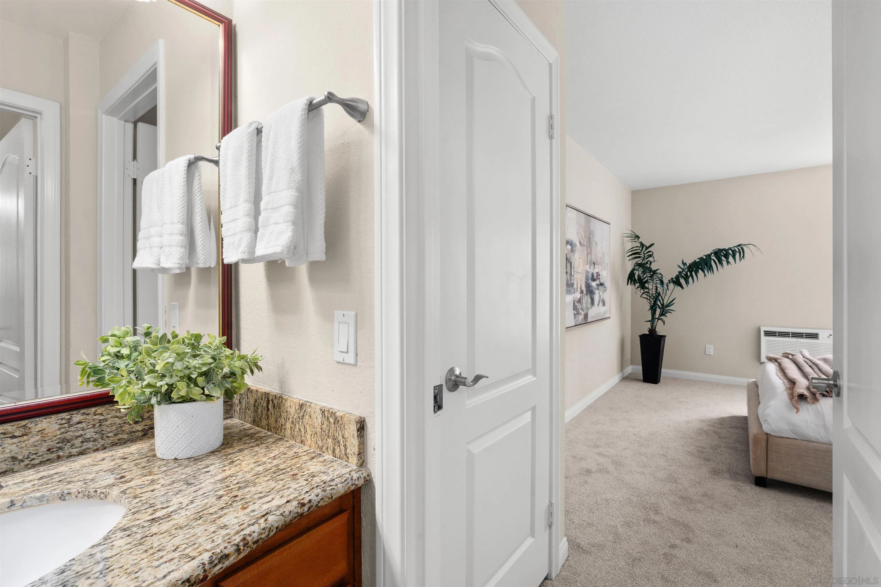 https://cdn.realtyfeed.com/cdn/127/260023291/1eac4596b70f9ac21afc5d541e7d75a5.webp
