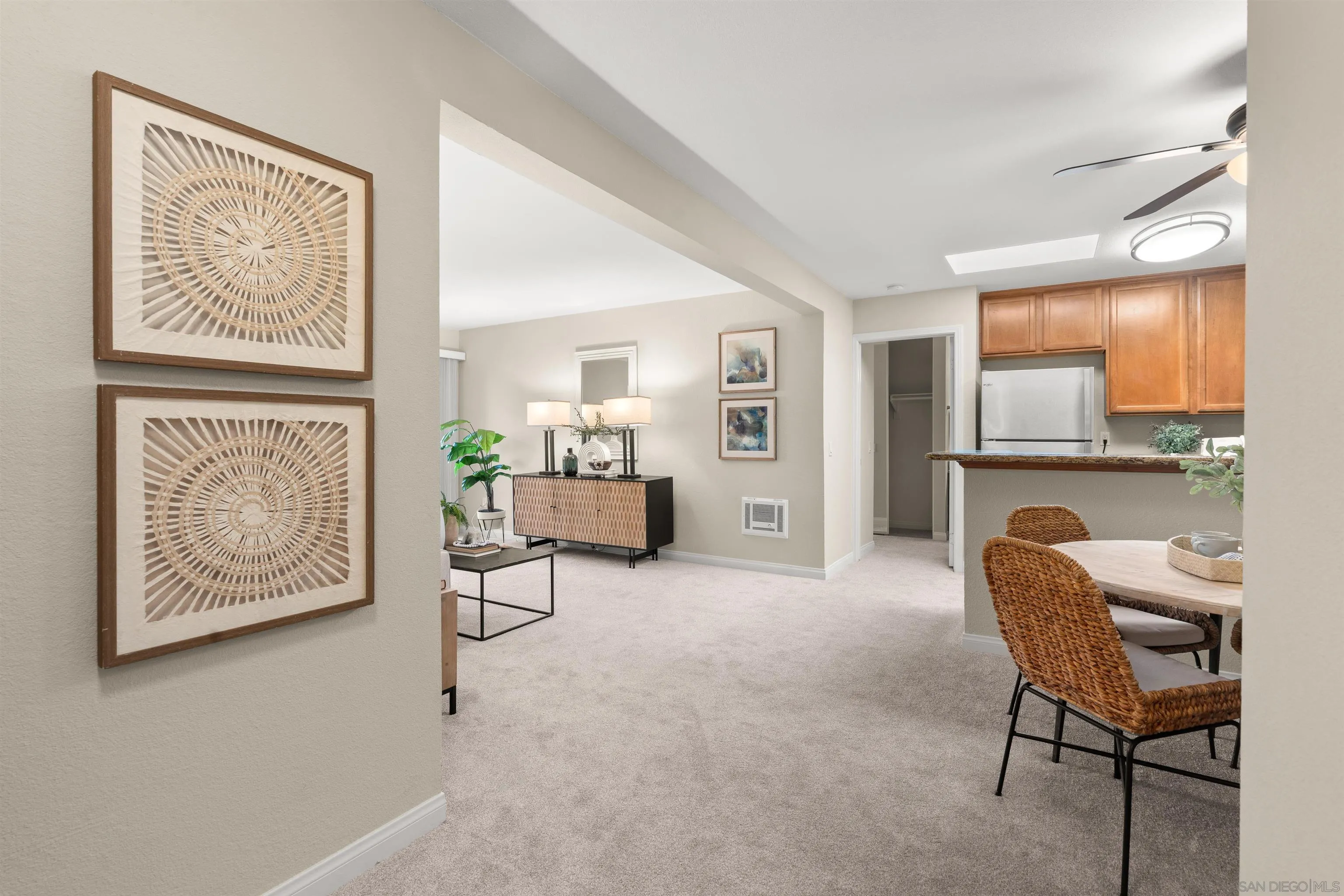 https://cdn.realtyfeed.com/cdn/127/260023291/338456707fc0a8240db107fe67bb78e9.webp