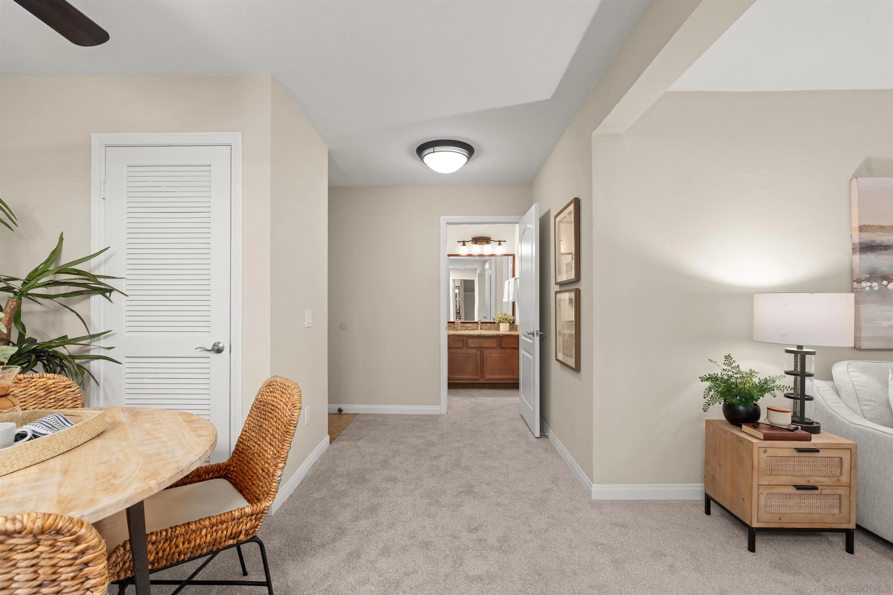 https://cdn.realtyfeed.com/cdn/127/260023291/4d09eadcff361aa5e3ebdb5034cf6b38.webp