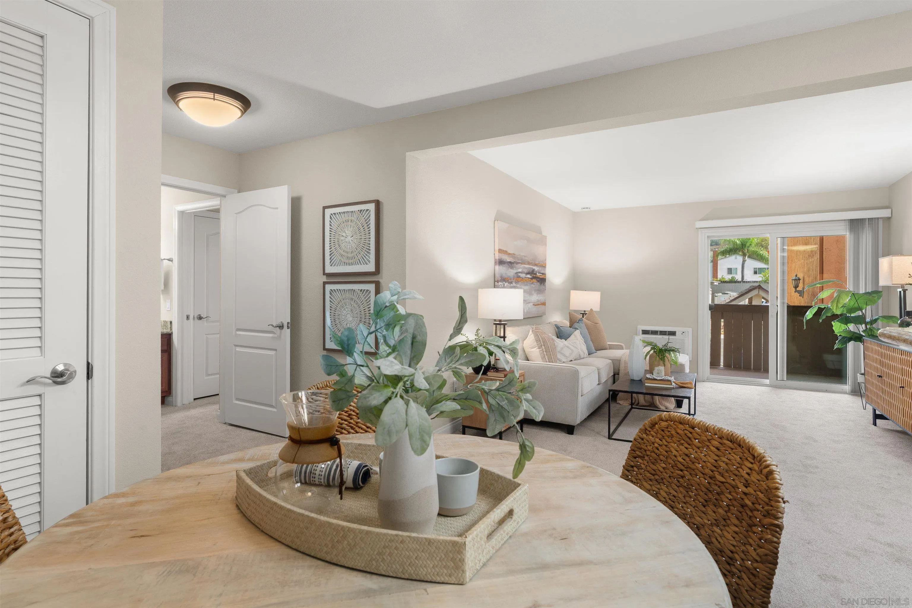 https://cdn.realtyfeed.com/cdn/127/260023291/caddd289c1369beeeb87ae35e7593ce8.webp