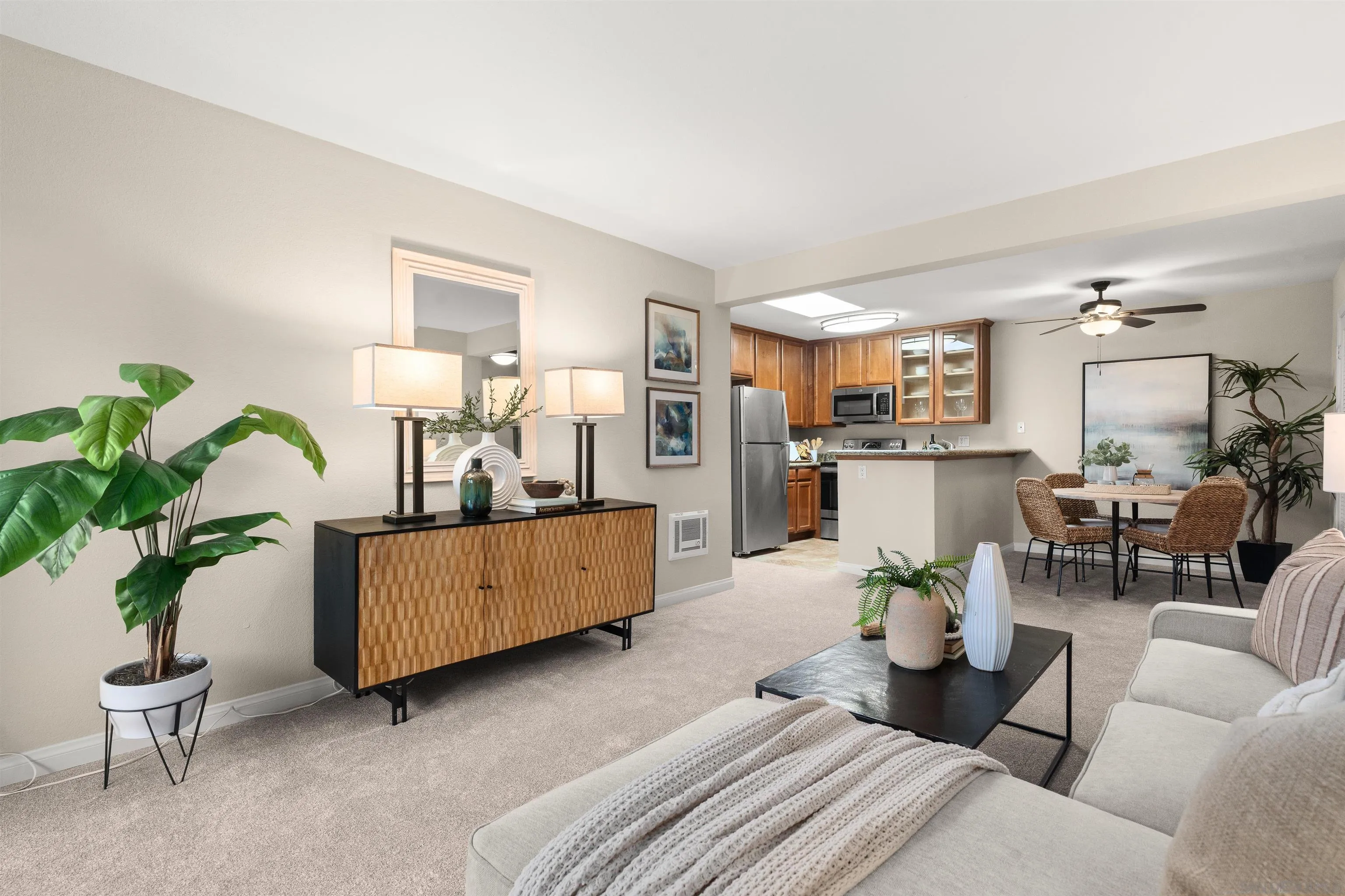 https://cdn.realtyfeed.com/cdn/127/260023291/cdfac2c9d1480262cb774ff232f994e9.webp