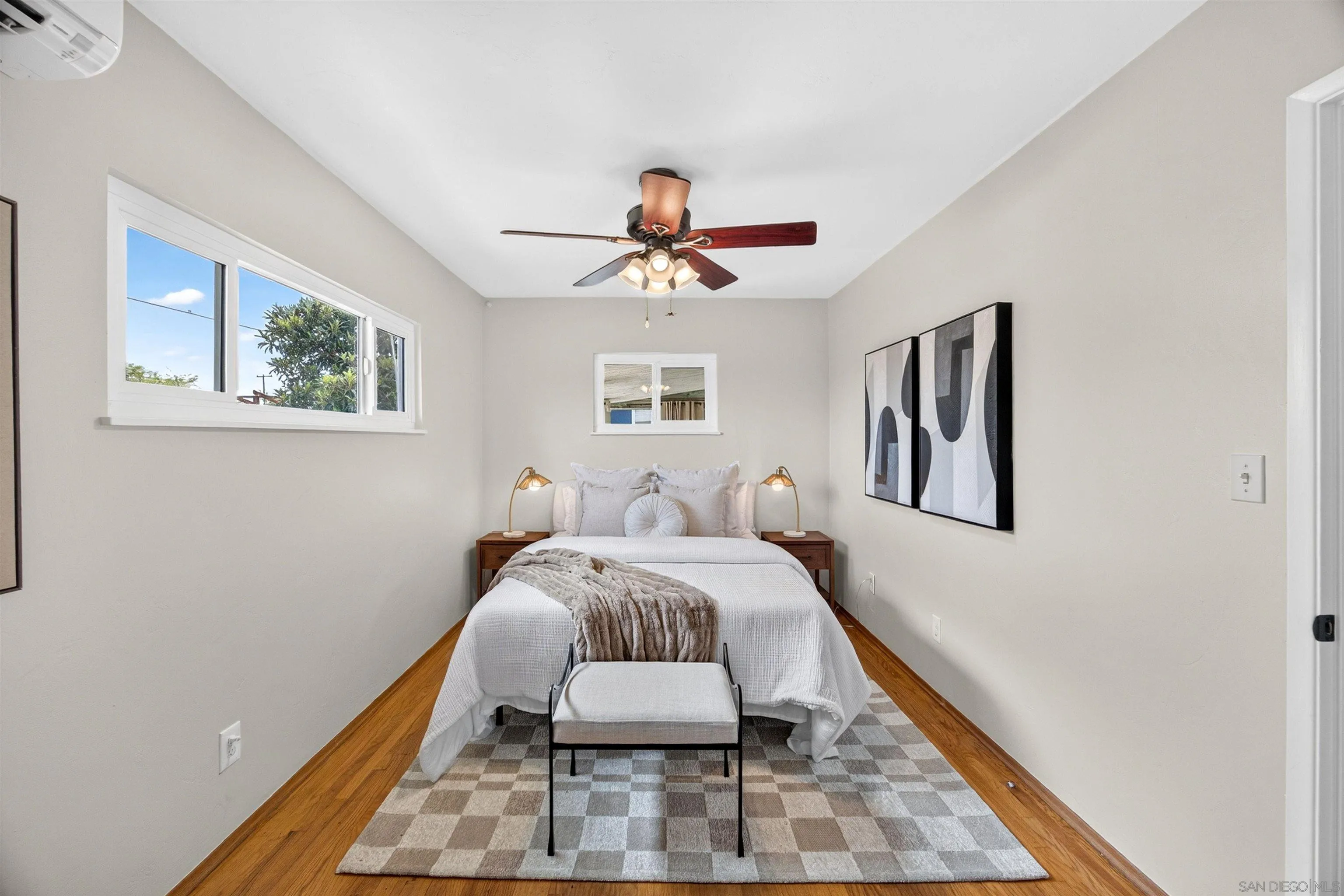 https://cdn.realtyfeed.com/cdn/127/260023293/12c2501d1718dc82ce4f19fab5bbdfba.webp