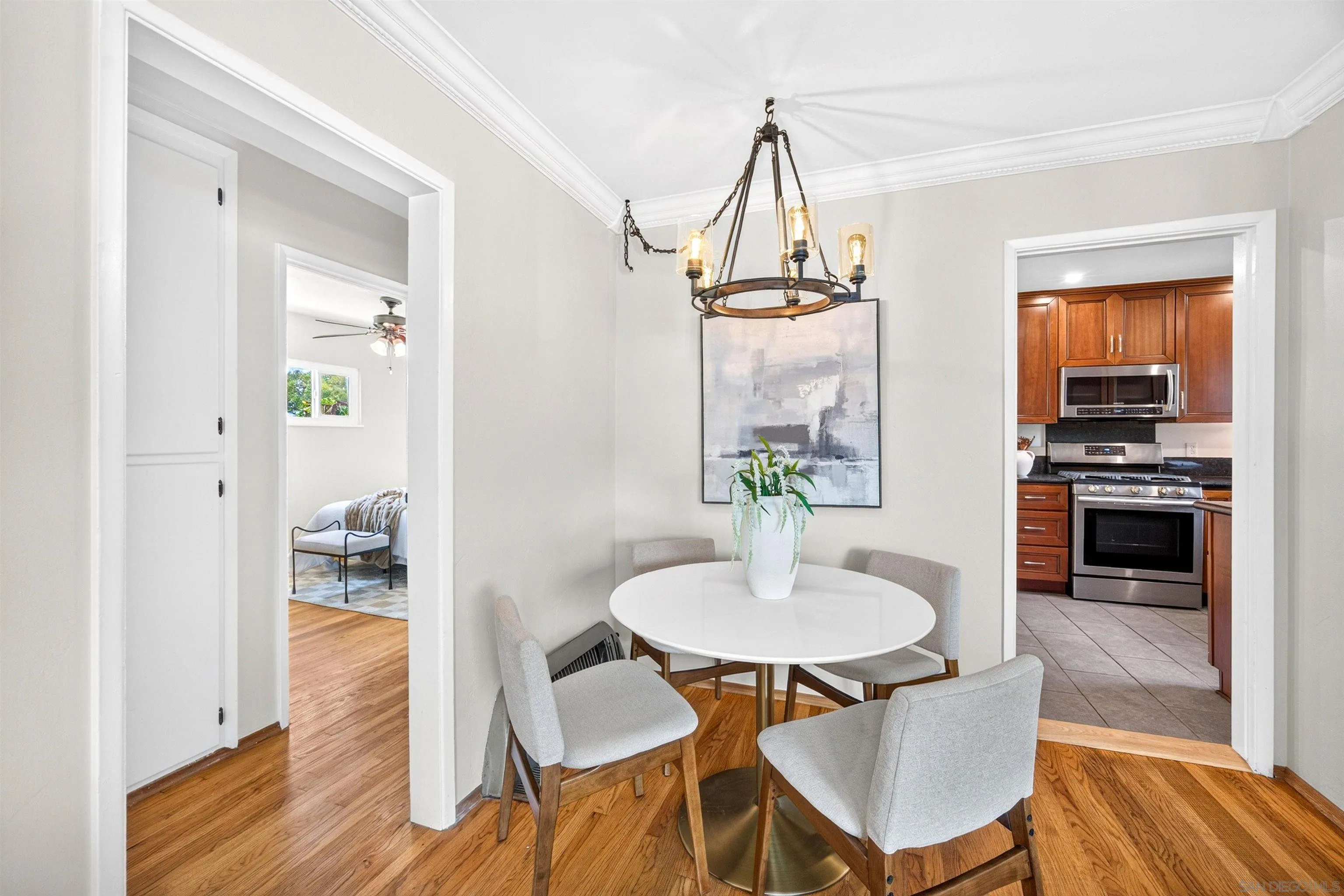 https://cdn.realtyfeed.com/cdn/127/260023293/b6d85381d38eb8738de81d9e44b99731.webp