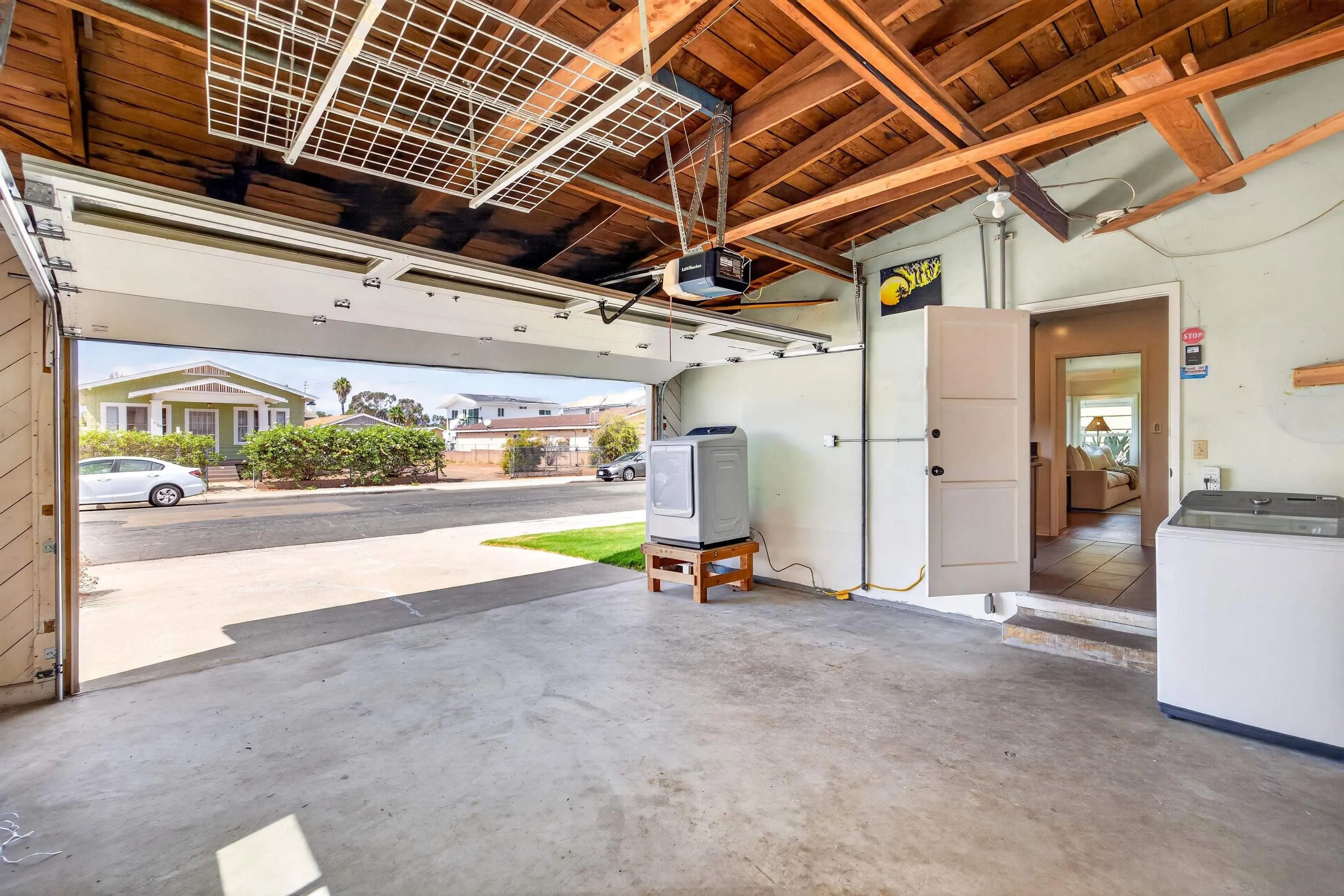 https://cdn.realtyfeed.com/cdn/127/260023293/dab1d2298ee3b19d6c5bae063decc2a1.webp