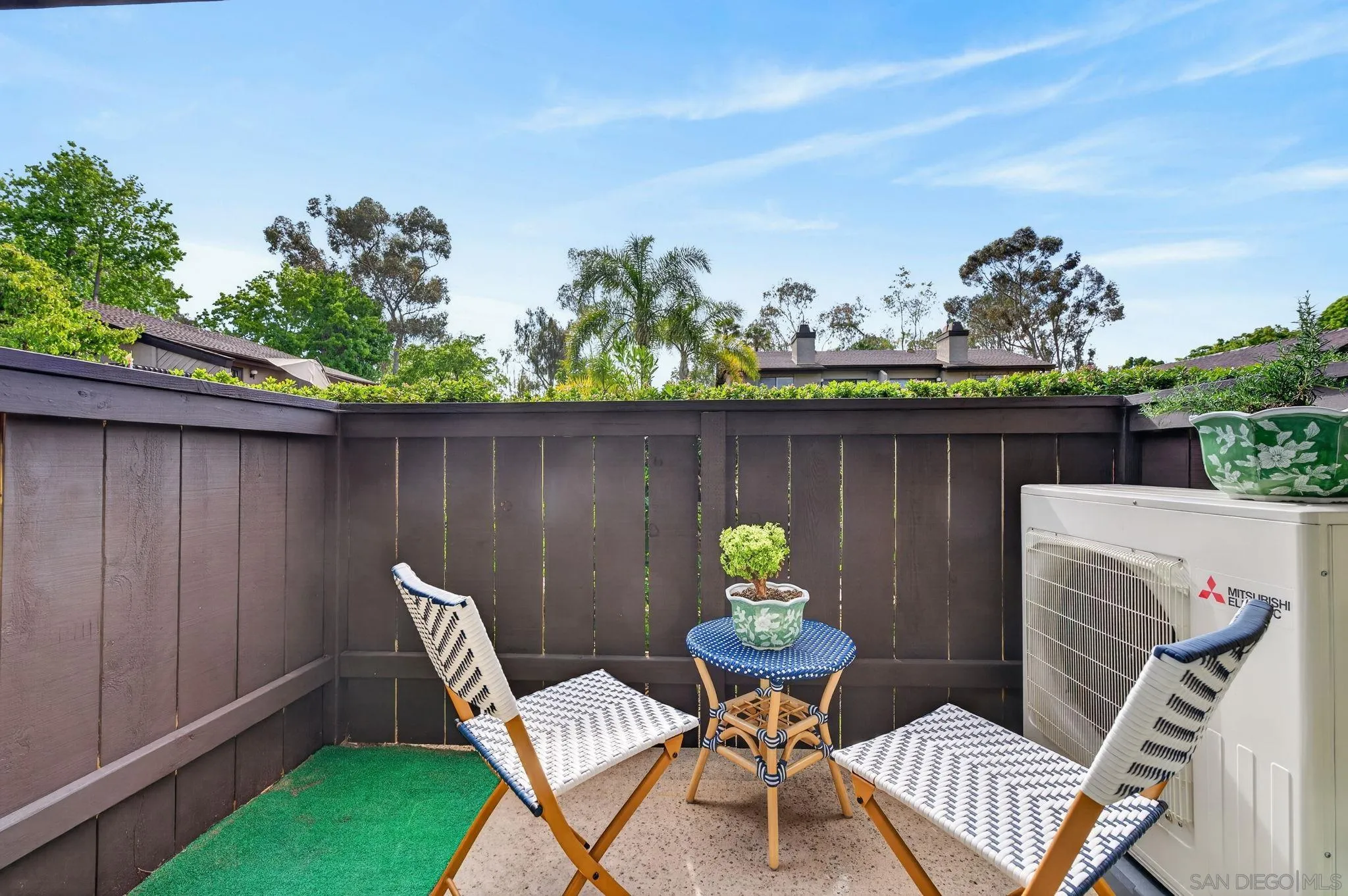 https://cdn.realtyfeed.com/cdn/127/260023298/3fe3d5625a1a7e0688a86d0b820238cd.webp