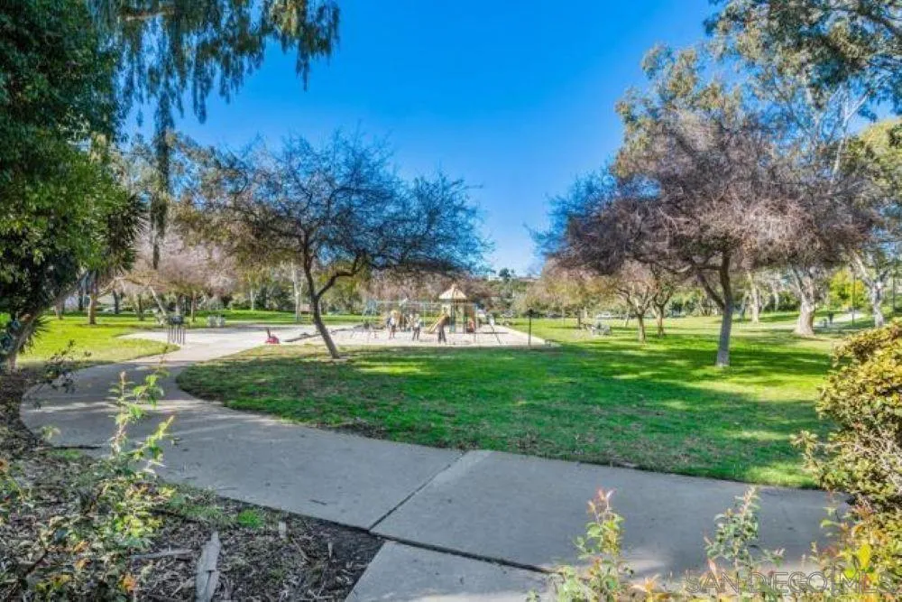 https://cdn.realtyfeed.com/cdn/127/260023298/cbd8a2fb958a3bf43341a5f24fc54e3f.webp