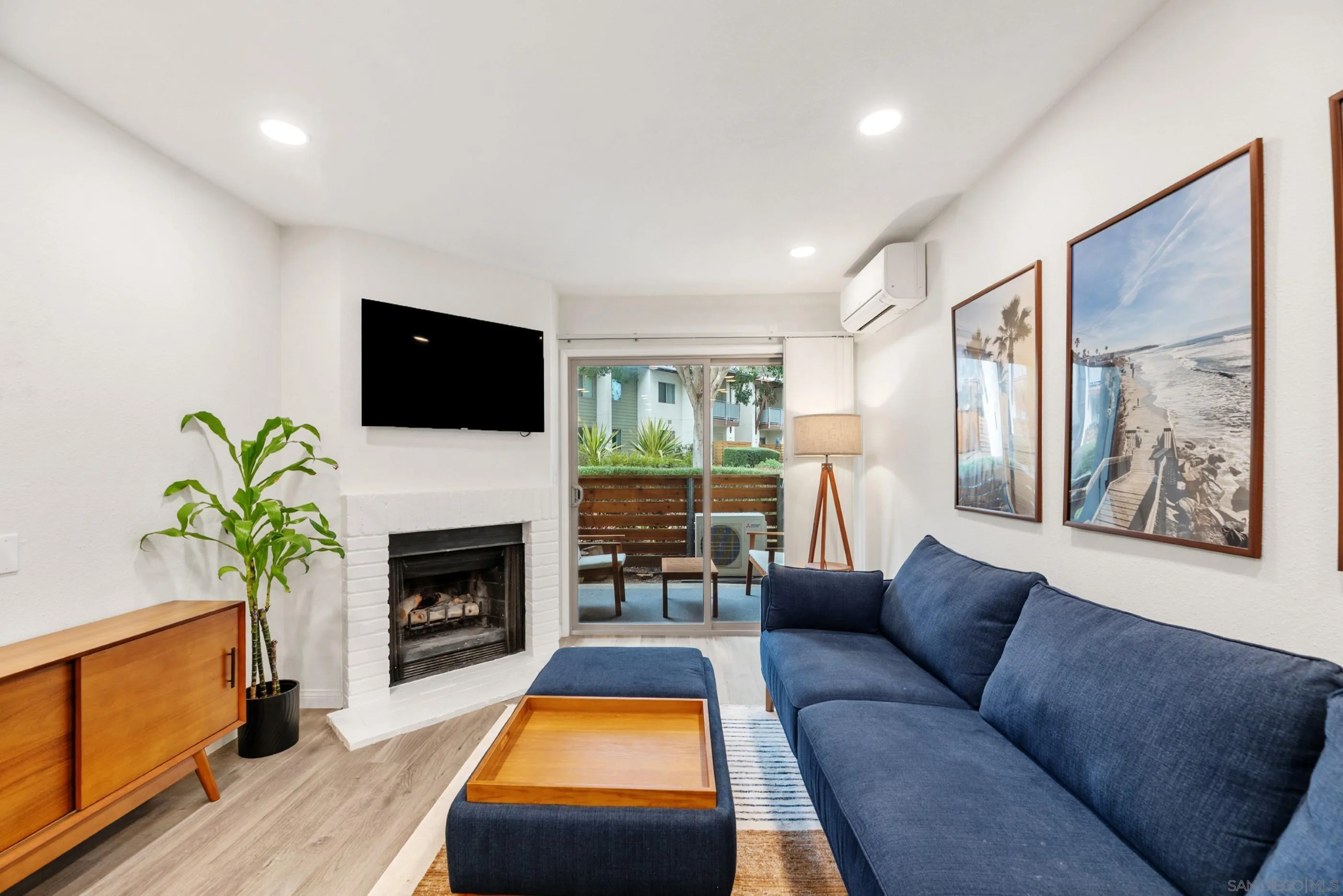 Photo #2: 2600233 Listing: Photo #2