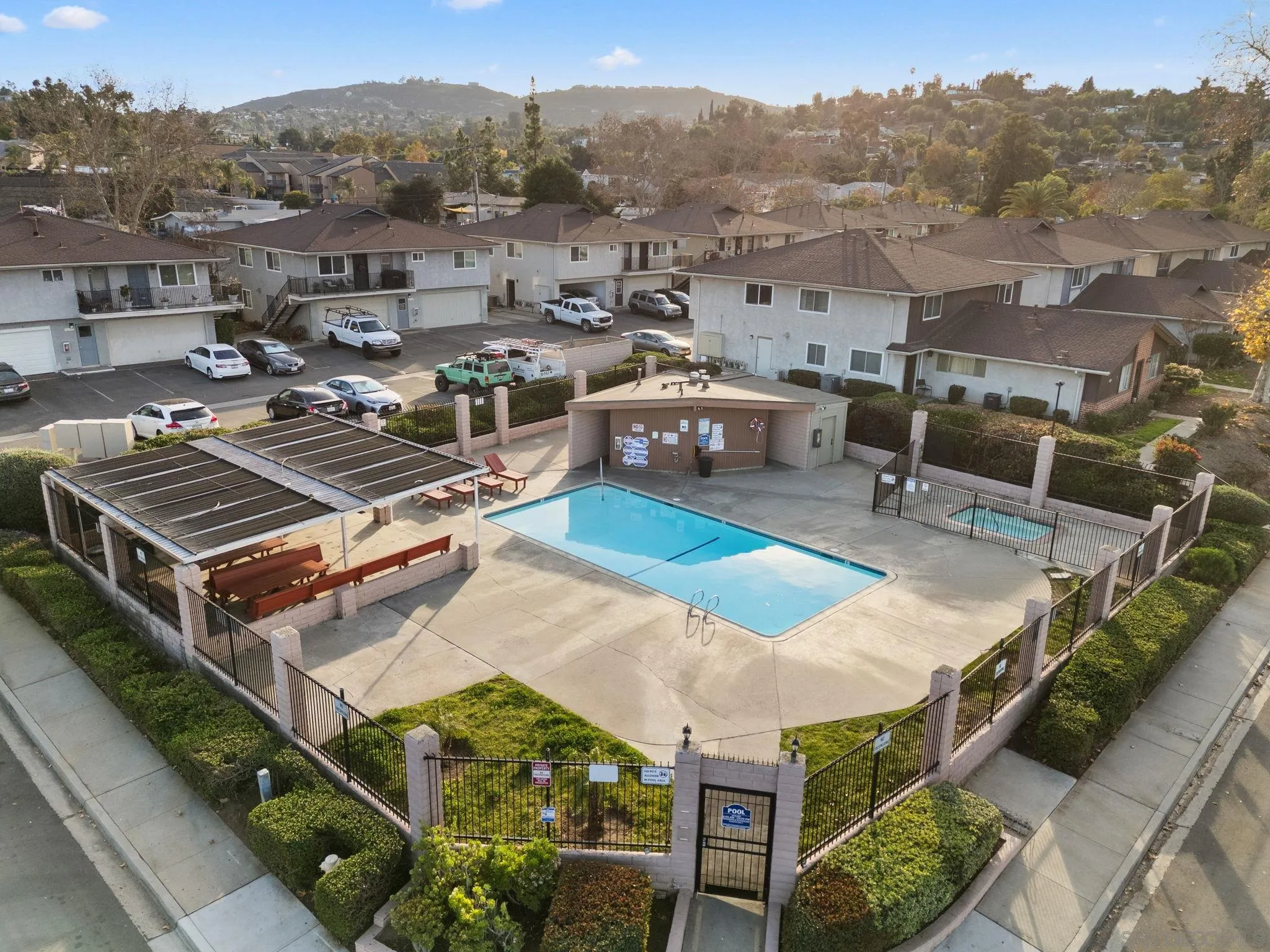 https://cdn.realtyfeed.com/cdn/127/260023300/7749adcd200d1ddd19b04ca3a7e67a51.webp