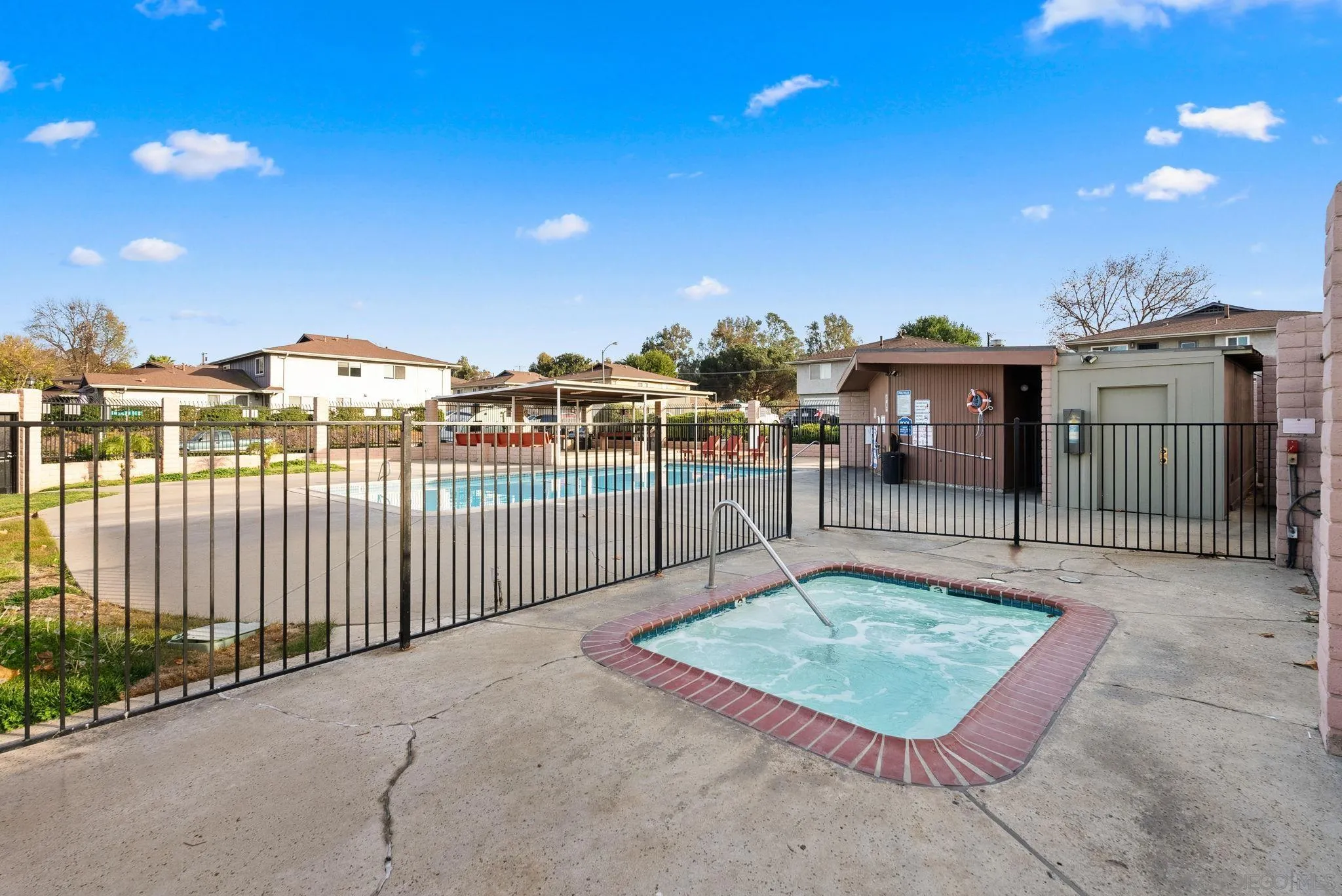 https://cdn.realtyfeed.com/cdn/127/260023300/8eae4bc4b4937b087a8415f43c7be632.webp