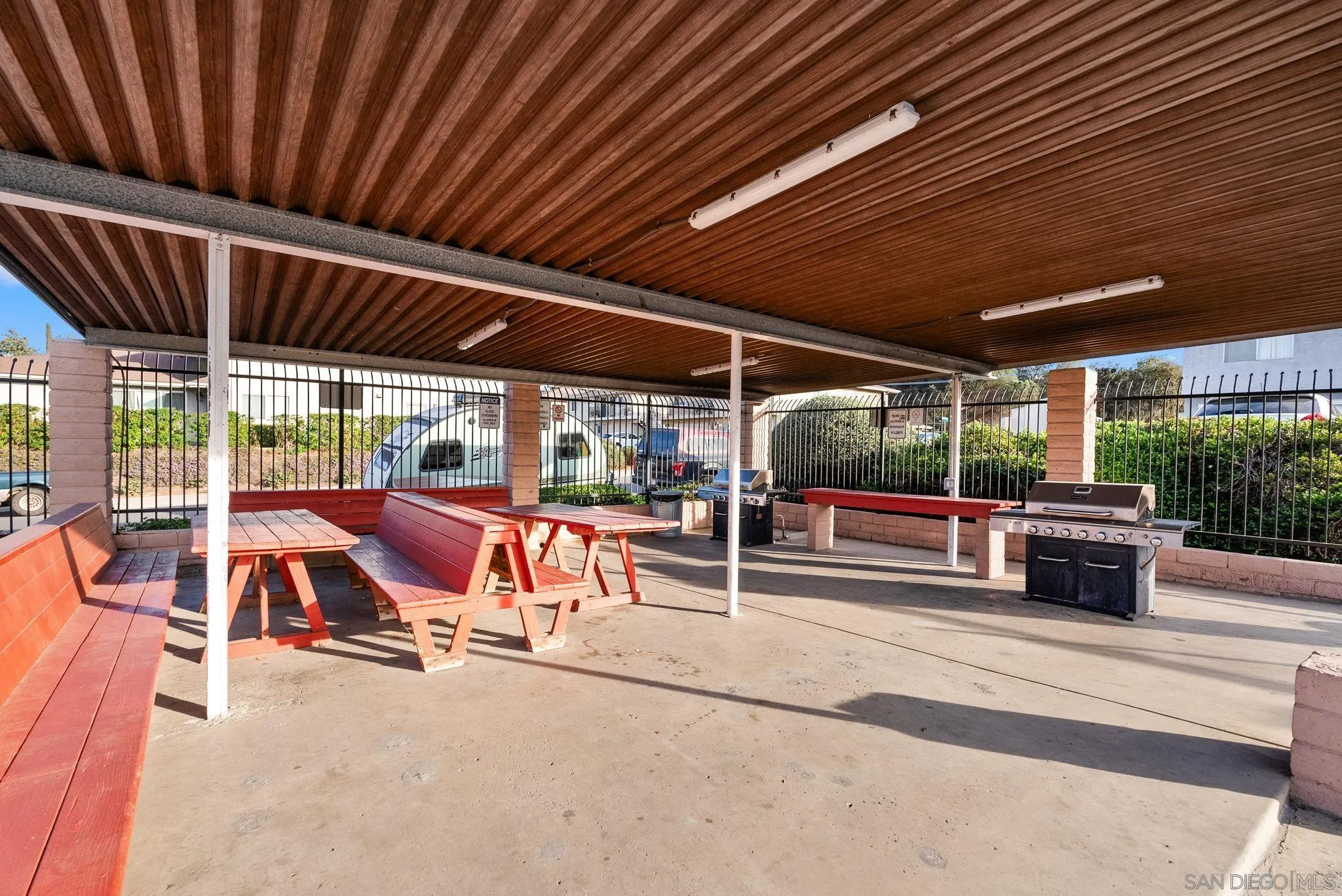 https://cdn.realtyfeed.com/cdn/127/260023300/9ae27c4fc45e9afd169b441d0eef11d8.webp
