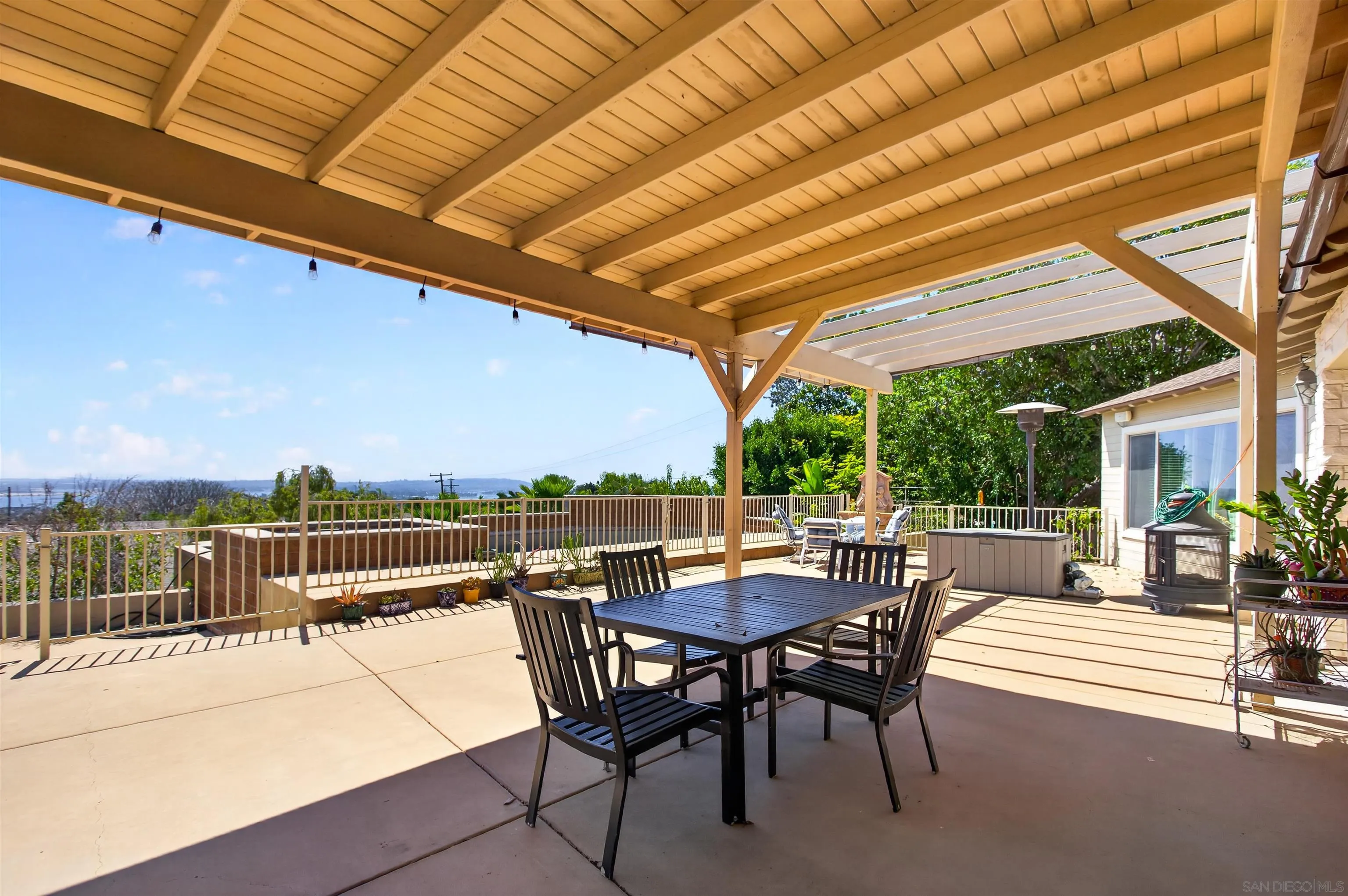 https://cdn.realtyfeed.com/cdn/127/260023301/69e392ebdbf707c2526f3ac61ea57aa8.webp