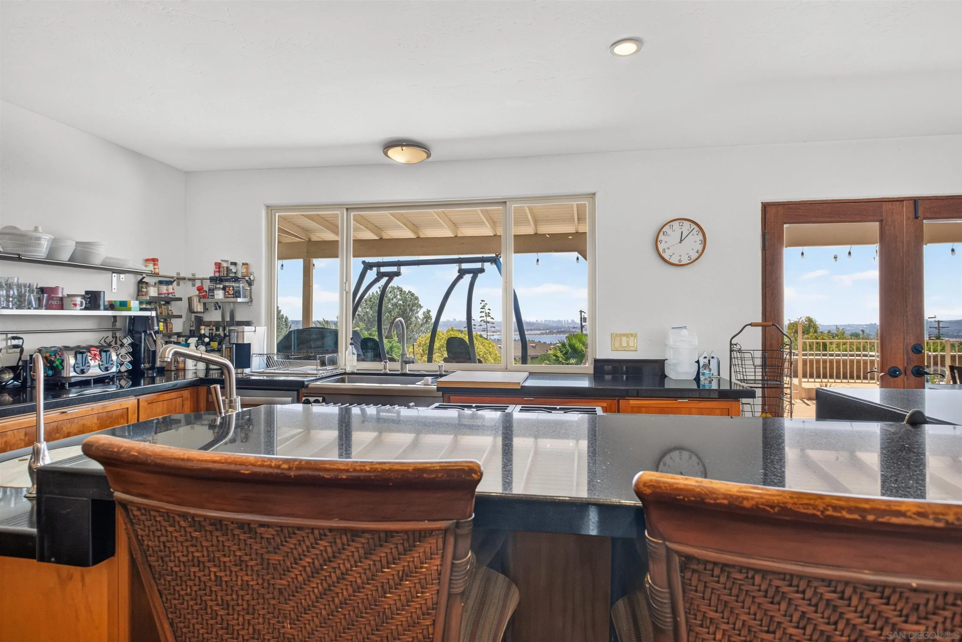https://cdn.realtyfeed.com/cdn/127/260023301/9caaf1a3108daf63ba06cddf0fb18e23.webp