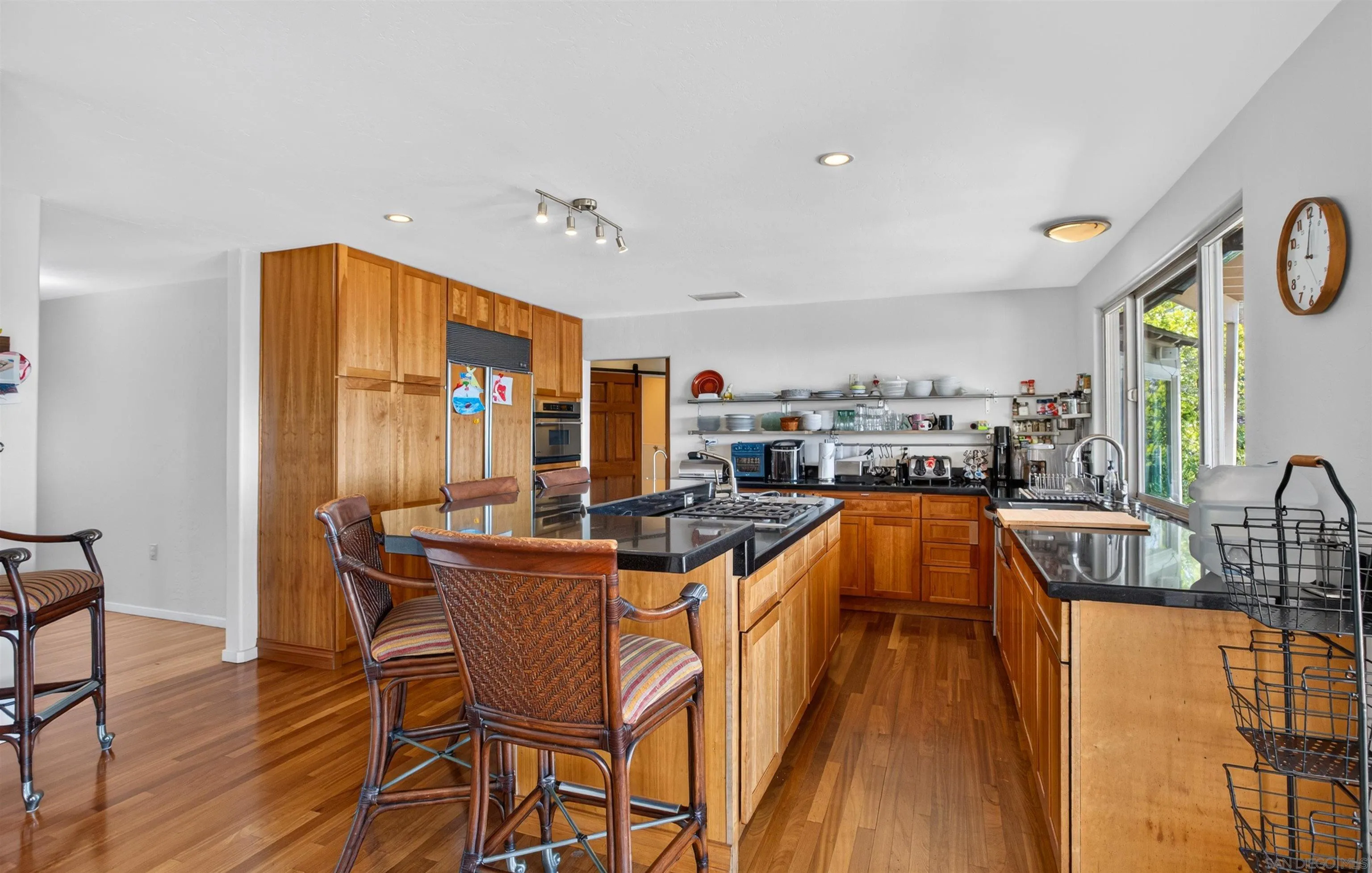https://cdn.realtyfeed.com/cdn/127/260023301/a93a764015cee1a155bf8c9287bccba4.webp
