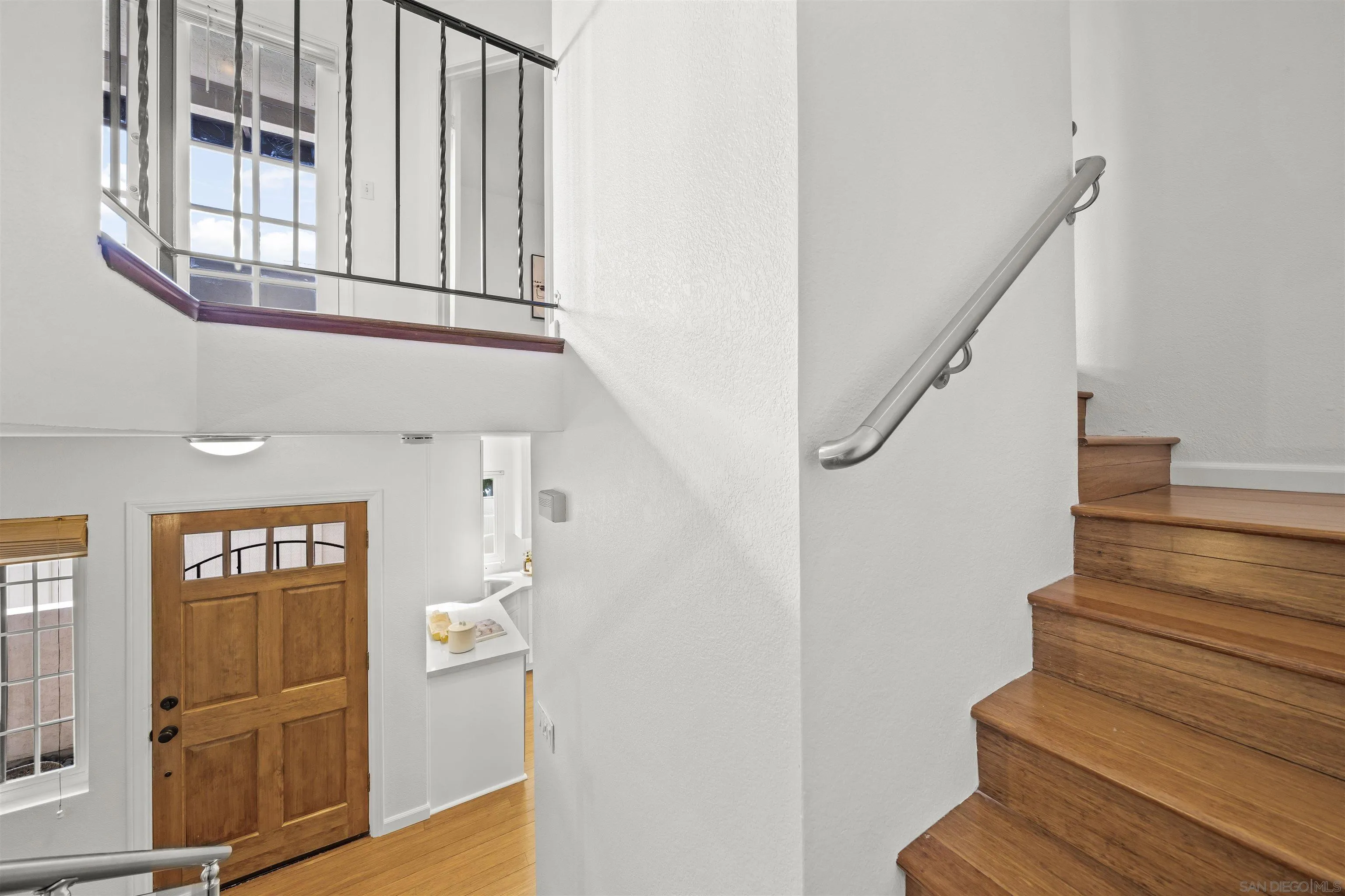 https://cdn.realtyfeed.com/cdn/127/260023304/6dcd3bfa76c08aacd3595a0f63d59066.webp