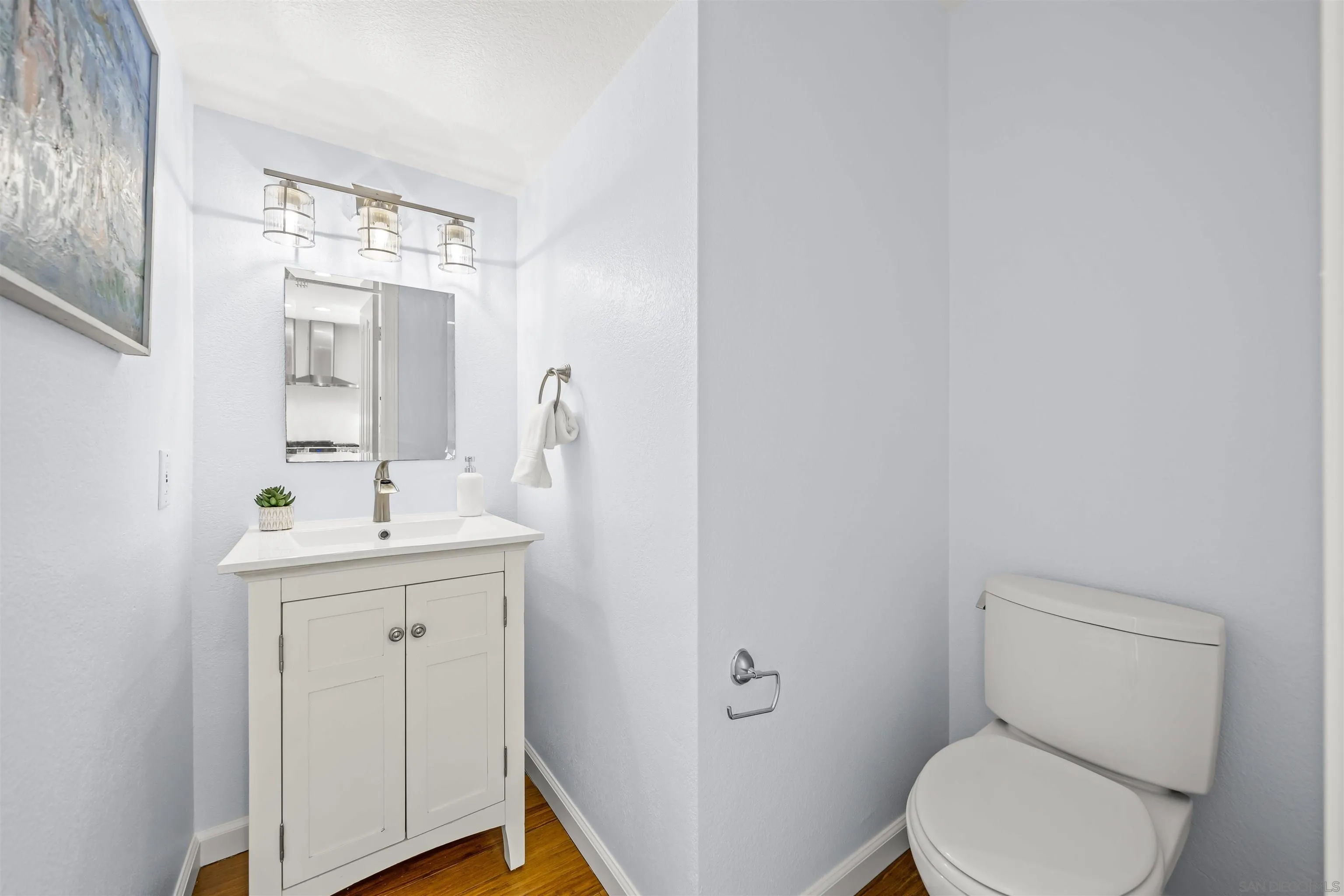 https://cdn.realtyfeed.com/cdn/127/260023304/71ff923f2ccd3b754c0bd30c78509291.webp