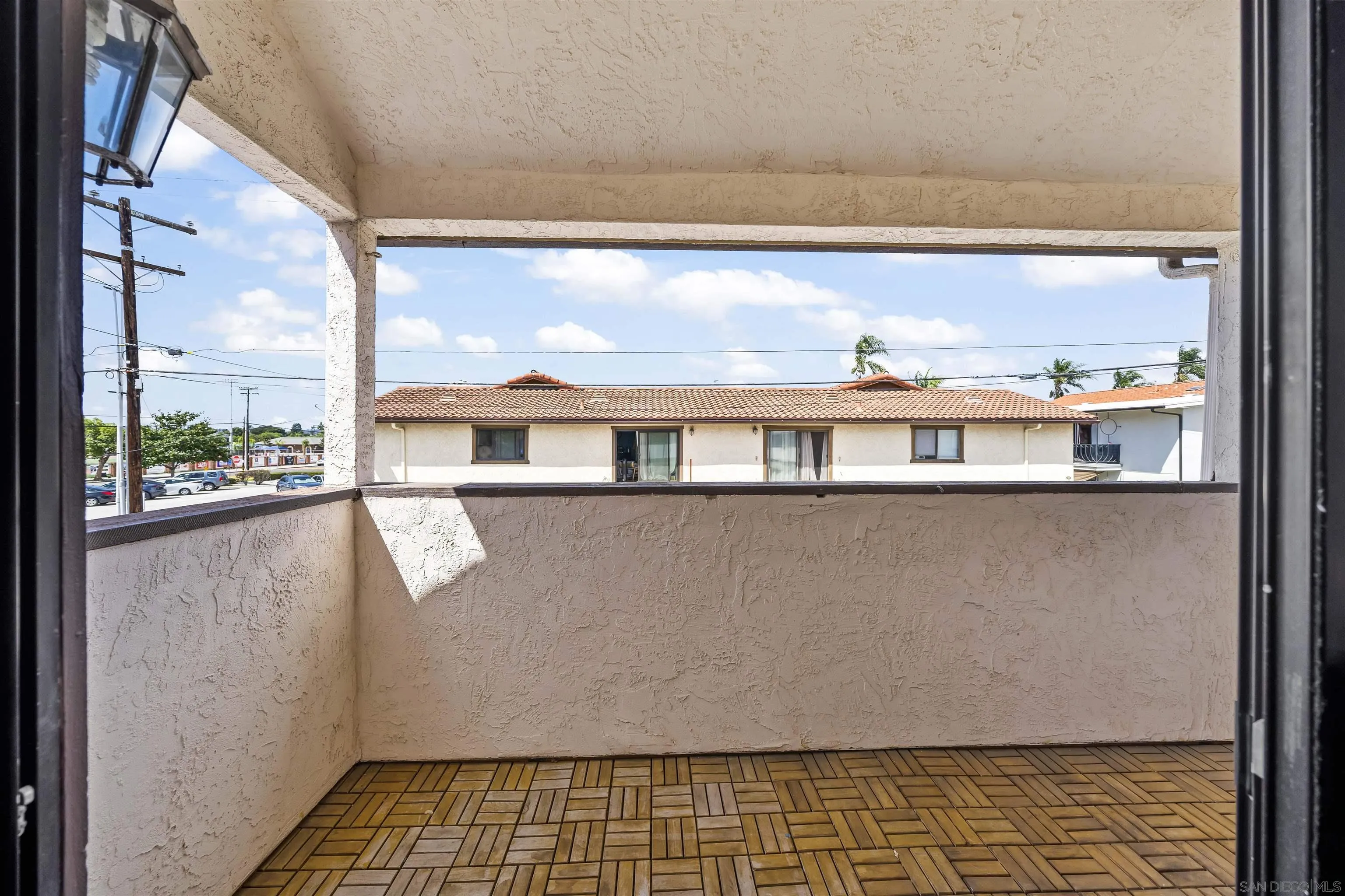 https://cdn.realtyfeed.com/cdn/127/260023304/a27ade1db0d8f9ed80358ea25d06adad.webp