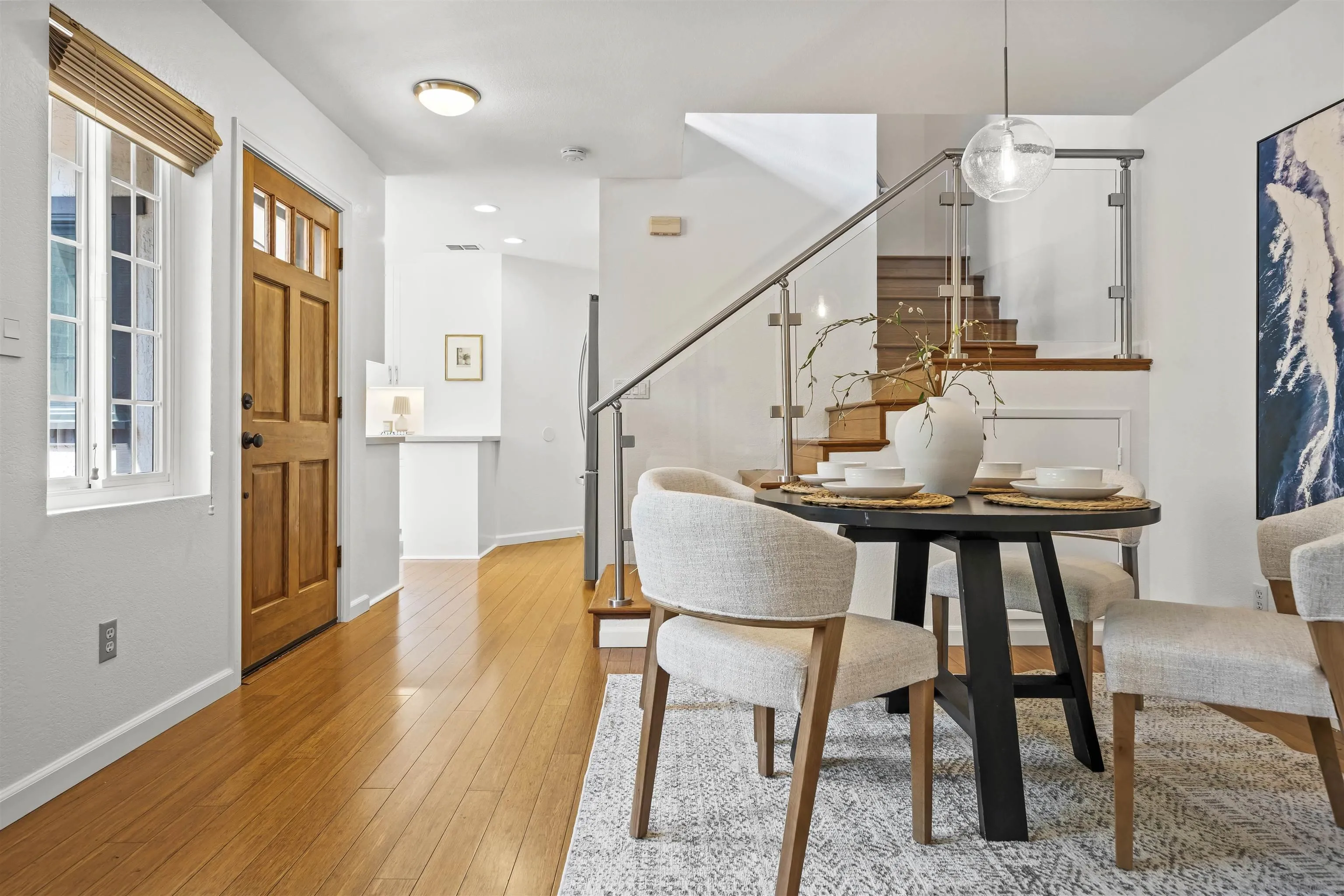 https://cdn.realtyfeed.com/cdn/127/260023304/f4fd54c55ffee7301727520498f3cced.webp